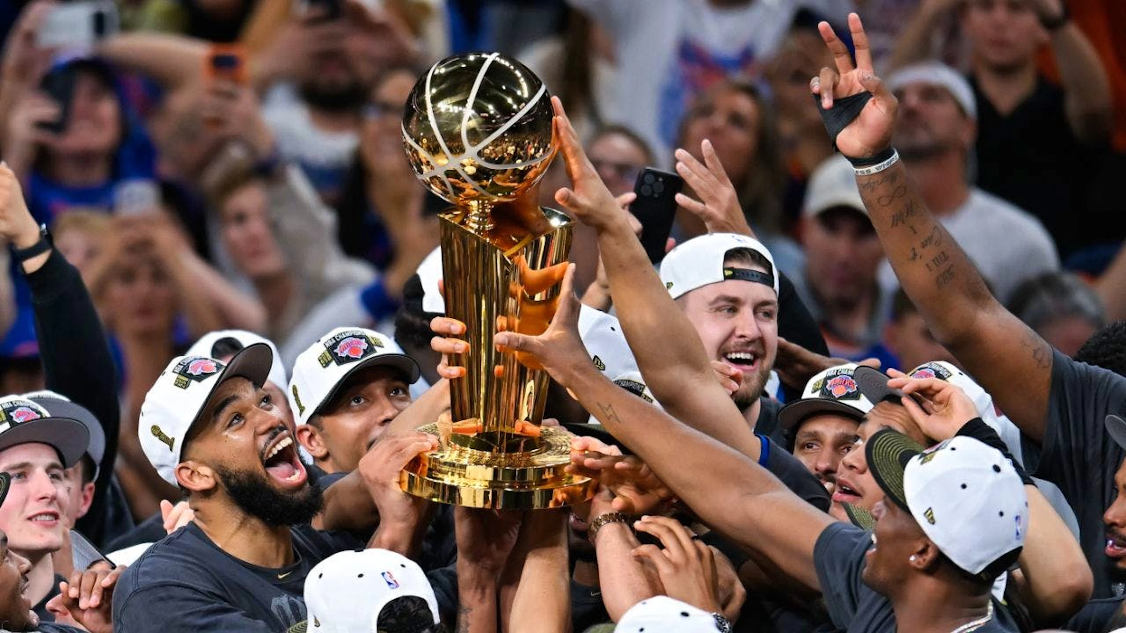 Zum dritten Mal sichern sich die New York Knicks die NBA-Trophäe