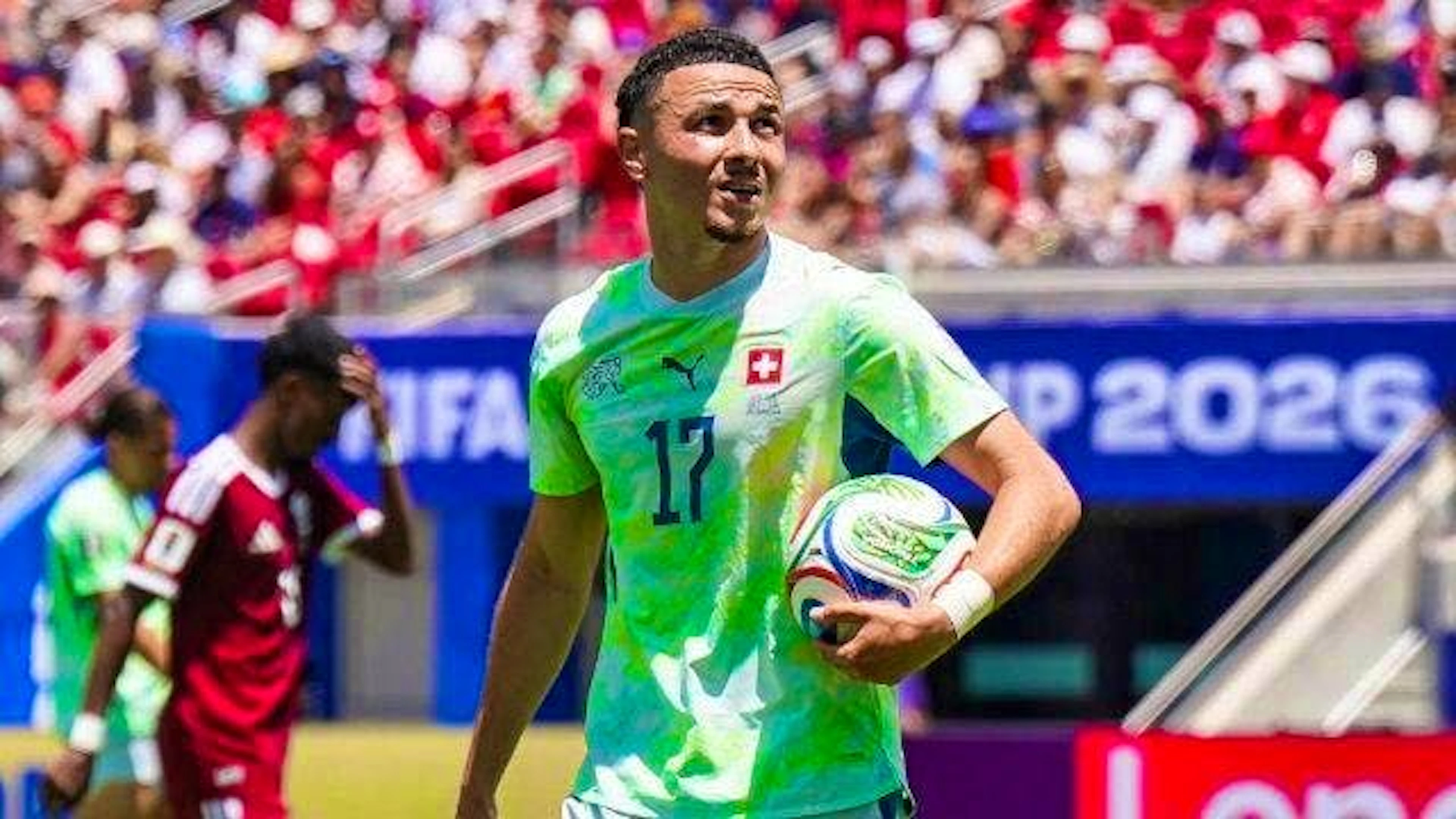 Ruben Vargas non gioca male contro il Qatar, ma spreca due occasioni.