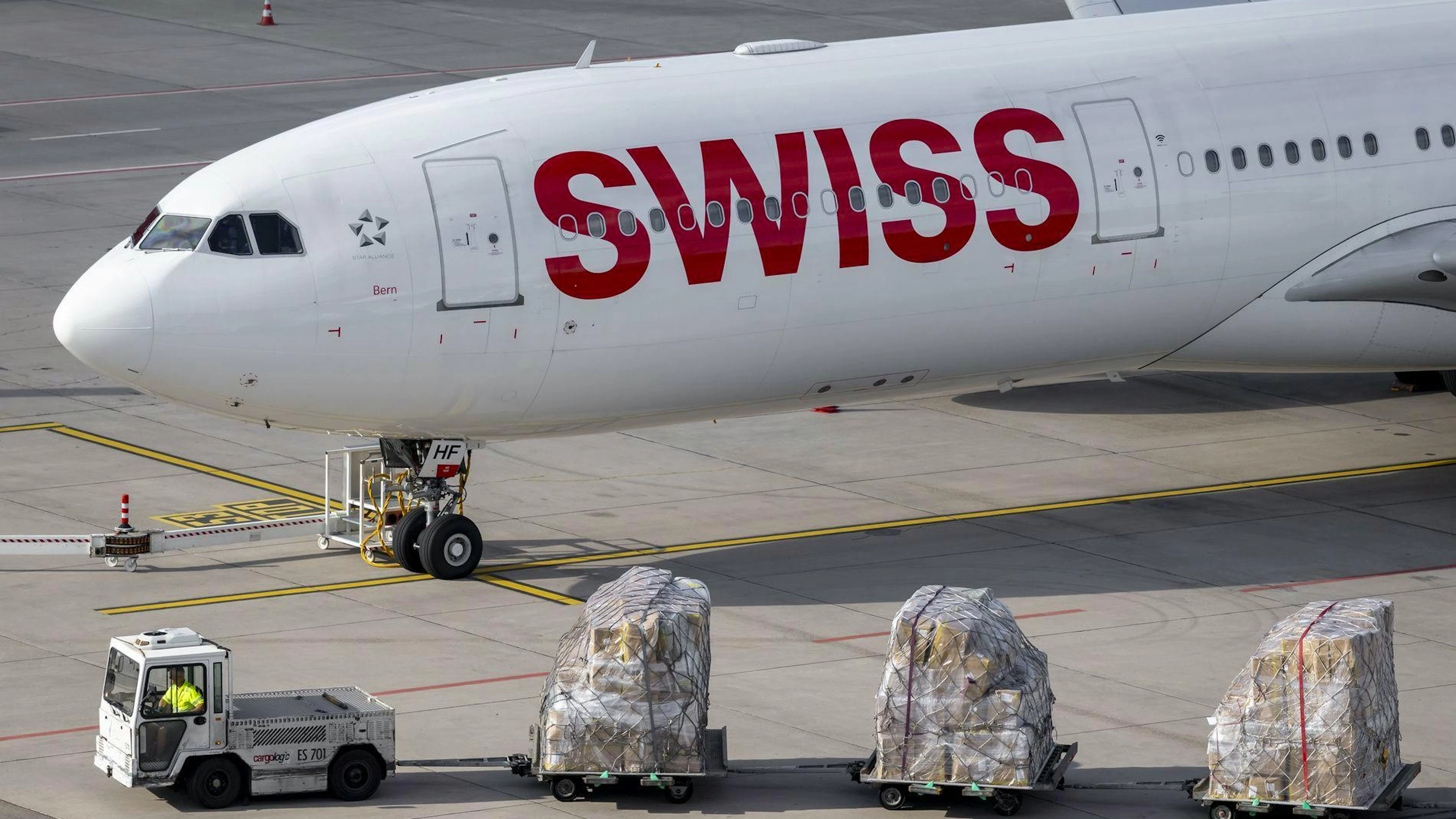 Lors d'un vol Swiss reliant Zurich à Ibiza samedi, un enfant en bas âge a dû être réanimé après l'atterrissage.