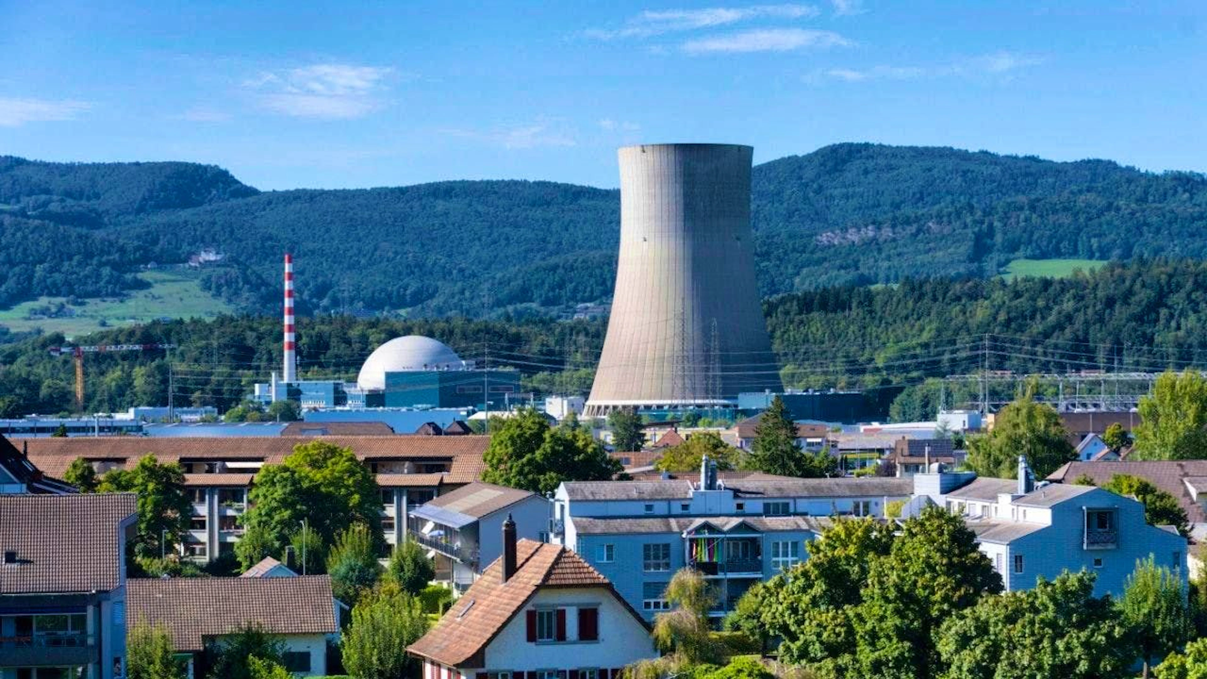The cooling tower of the Gösgen nuclear power plant in the canton of Solothurn. (File photo)