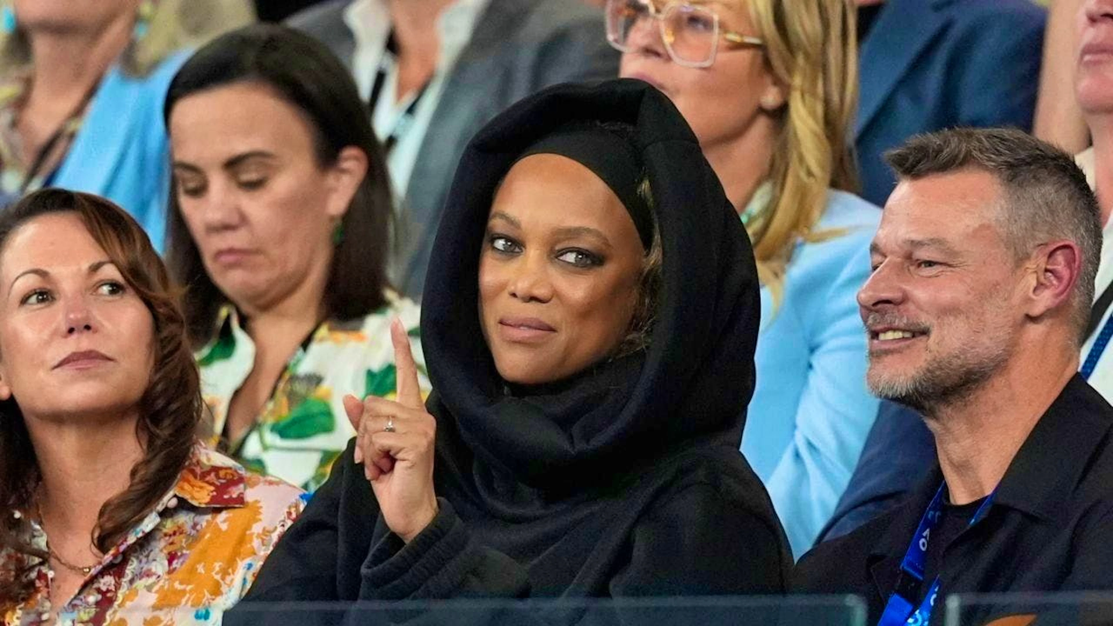 ARCHIVE – U.S. model and TV host Tyra Banks at the women’s semifinals of the 2025 Australian Open. Photo: Asanka Brendon Ratnayake/AP/dpa/Archive image