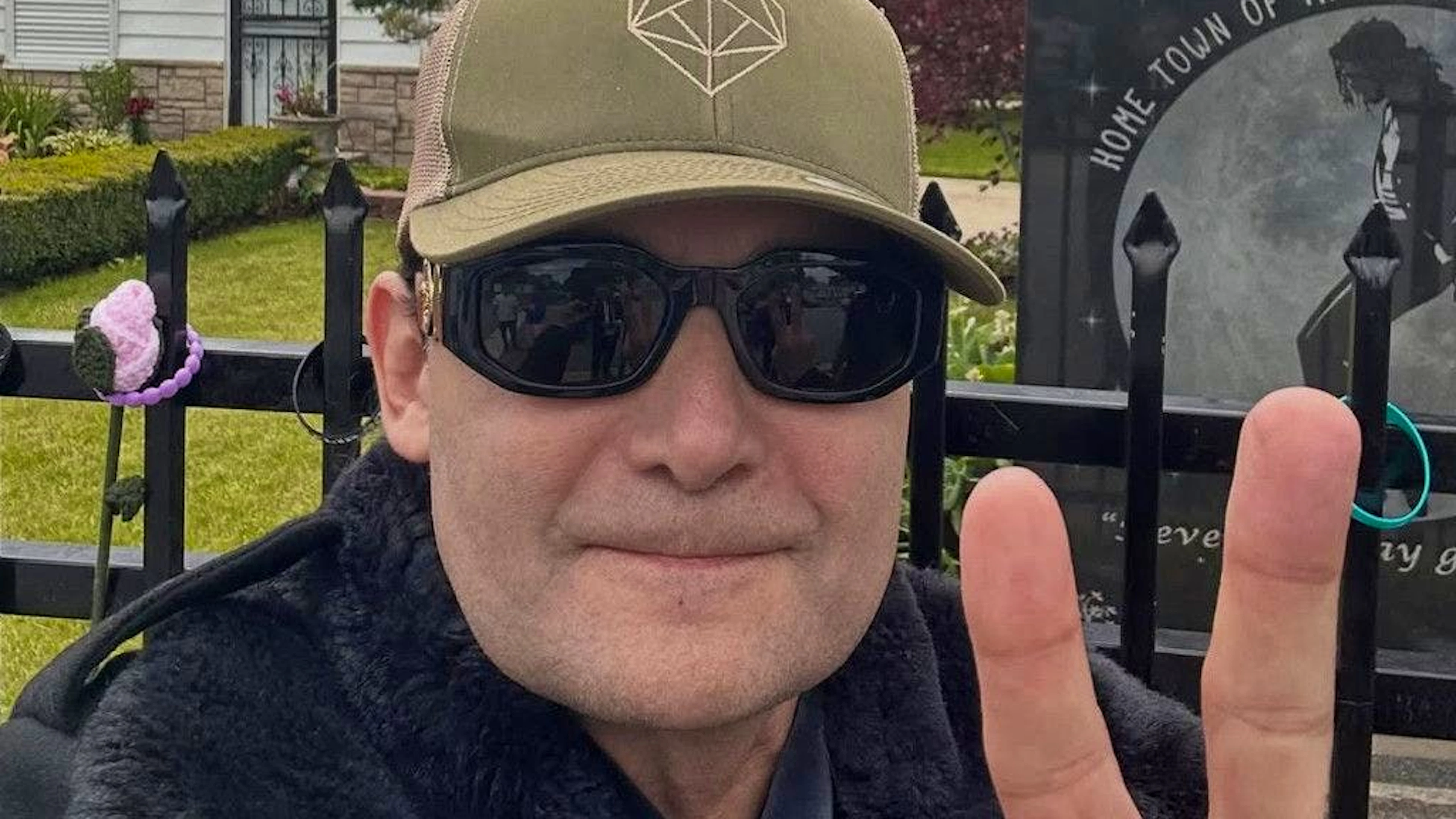 Corey Feldman visita la casa d’infanzia di Michael Jackson