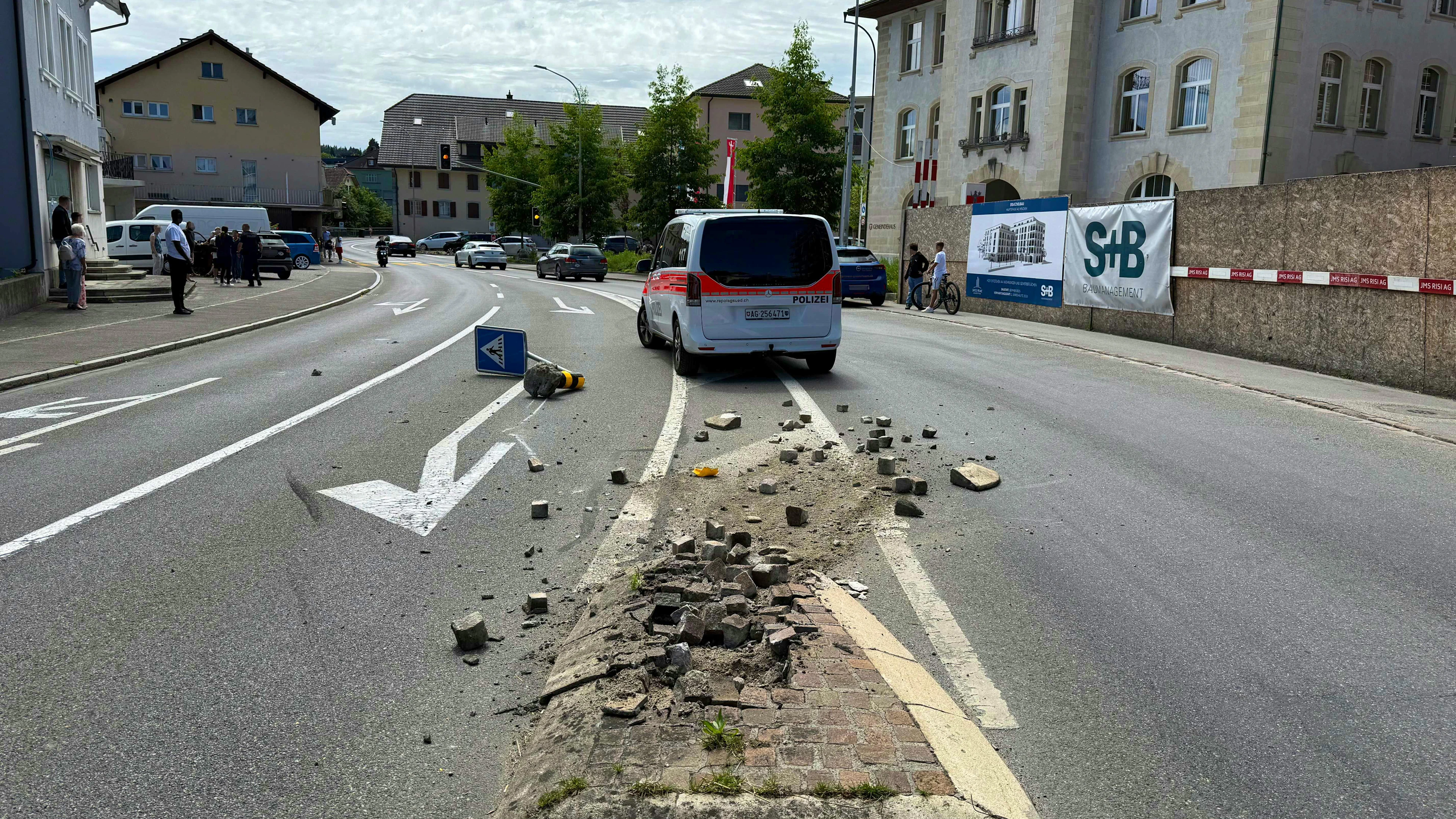Die Autofahrerin wurde nach mehreren Unfällen gestoppt. 
