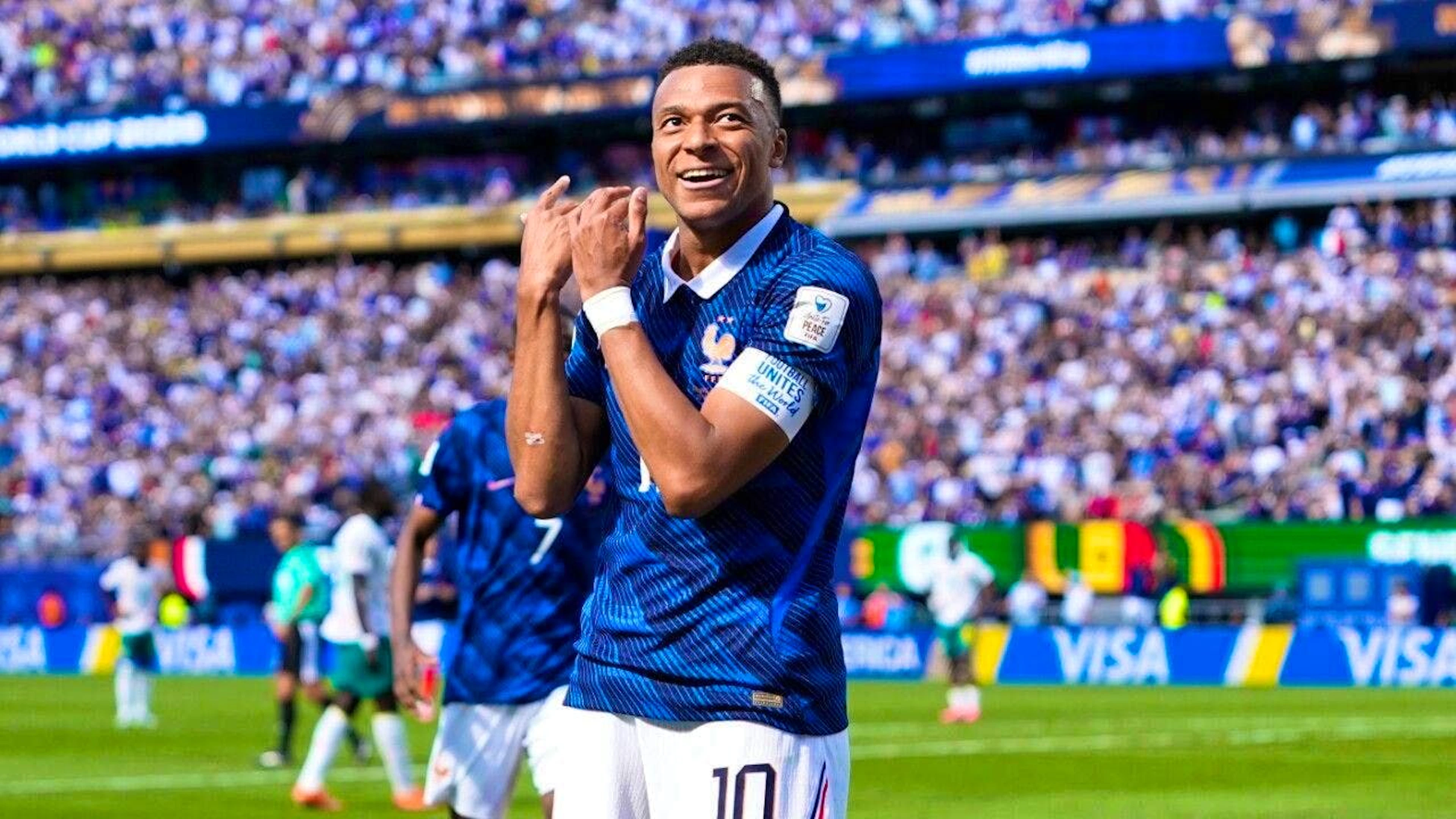 Kylian Mbappé kicks off the World Cup with a brace