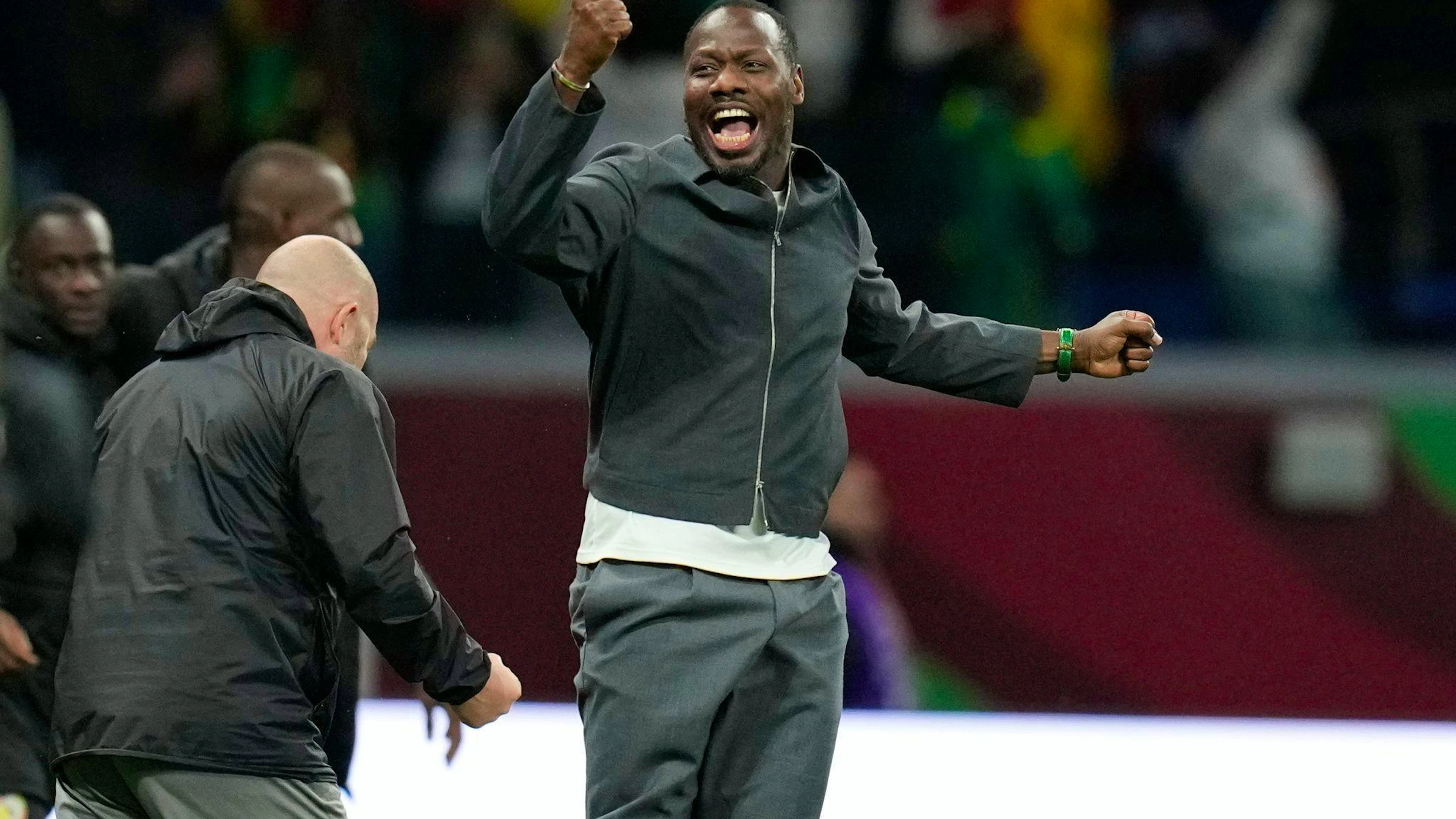 Senegals Trainer Pape Thiaw freut sich über die guten Leistungen der afrikanischen Teams – eine Überraschung sind sie für ihn nicht.