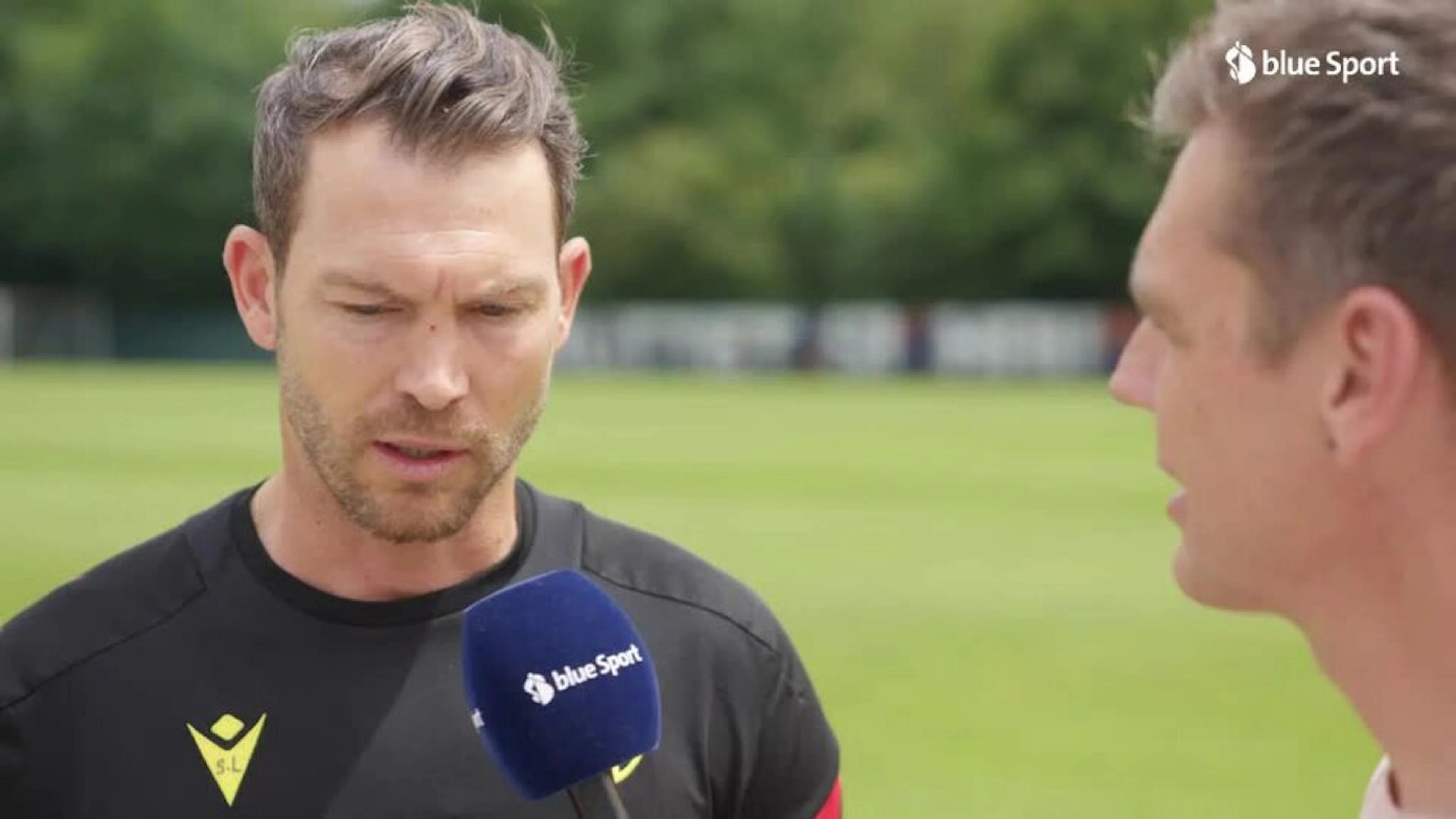 FCB-Coach Lichtsteiner scherzt: «Es gibt auch Gelbe Karten gegen WM-Trainer»