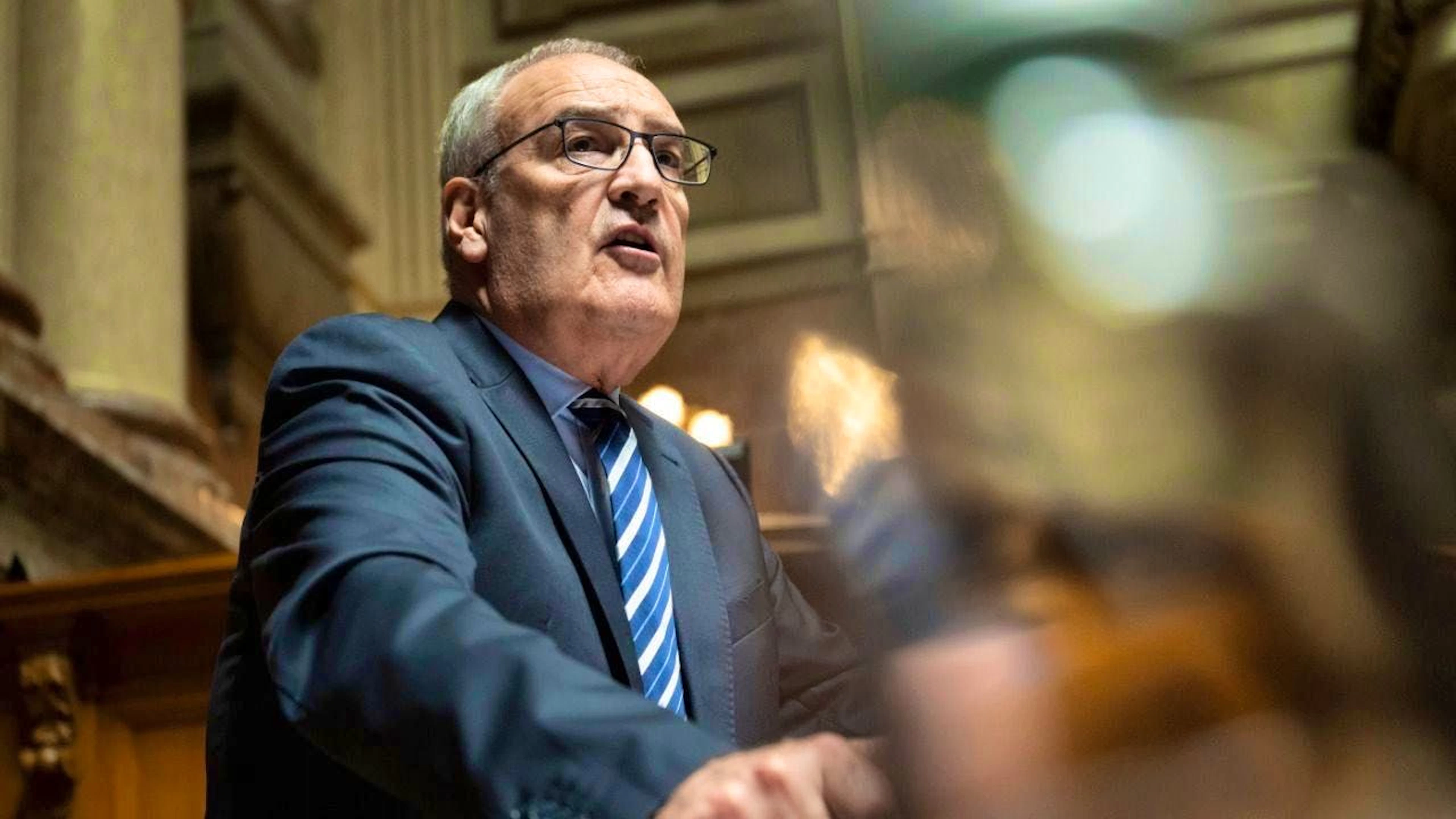 Economy Minister and Federal President Guy Parmelin defended the EFTA countries’ free trade agreement with four Mercosur nations in the National Council, but ultimately faced a “no” vote.
