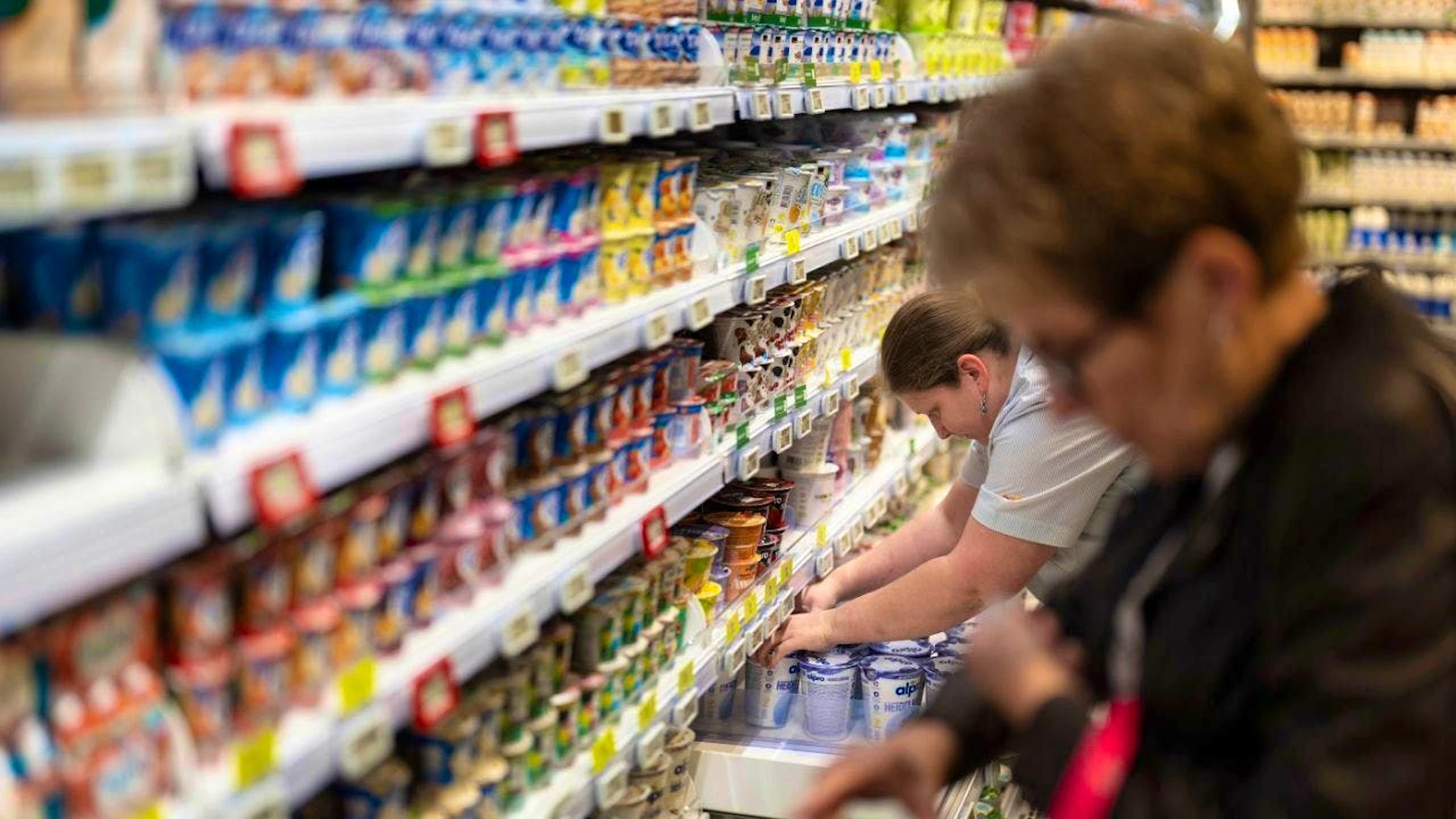 The “No” committee opposing the food initiative presented its arguments in Bern. Among other things, it argued that the initiative would make food more expensive. (File photo)