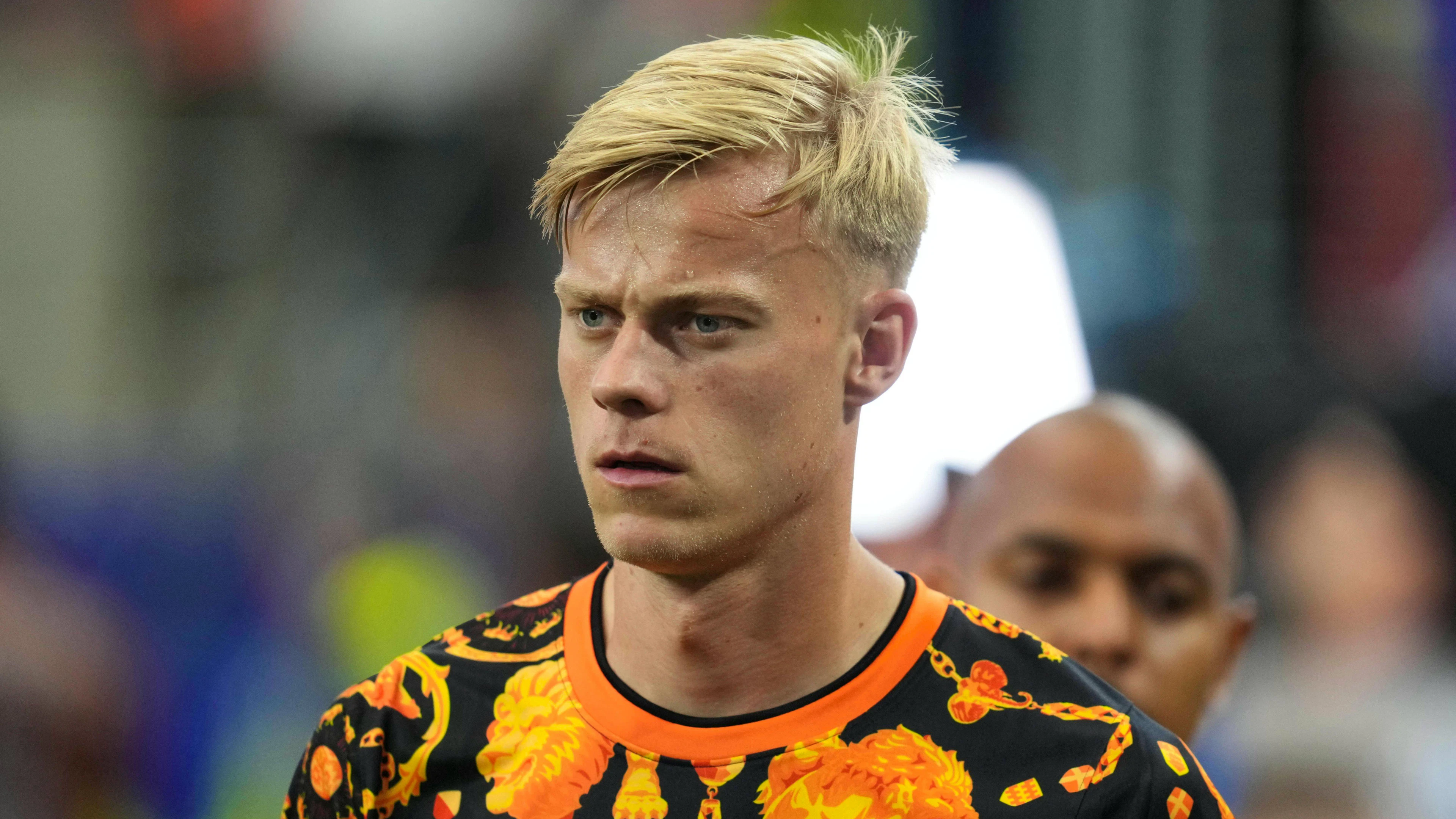 Les Spurs cassent leur tirelire pour le néerlandais Van Hecke