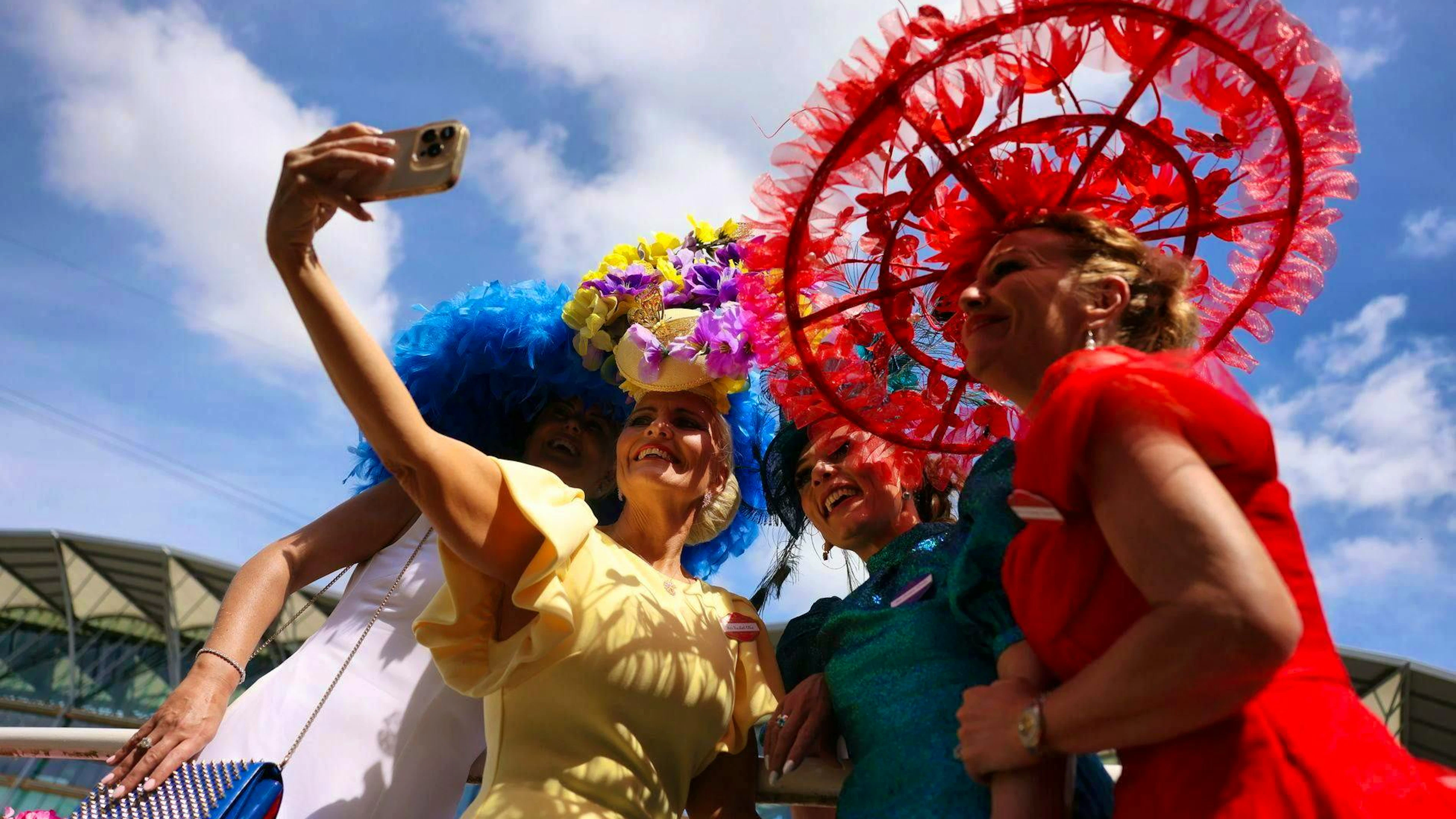 «Say Cheese»: non ci si può lasciare sfuggire una foto per l’album annuale di Ascot.