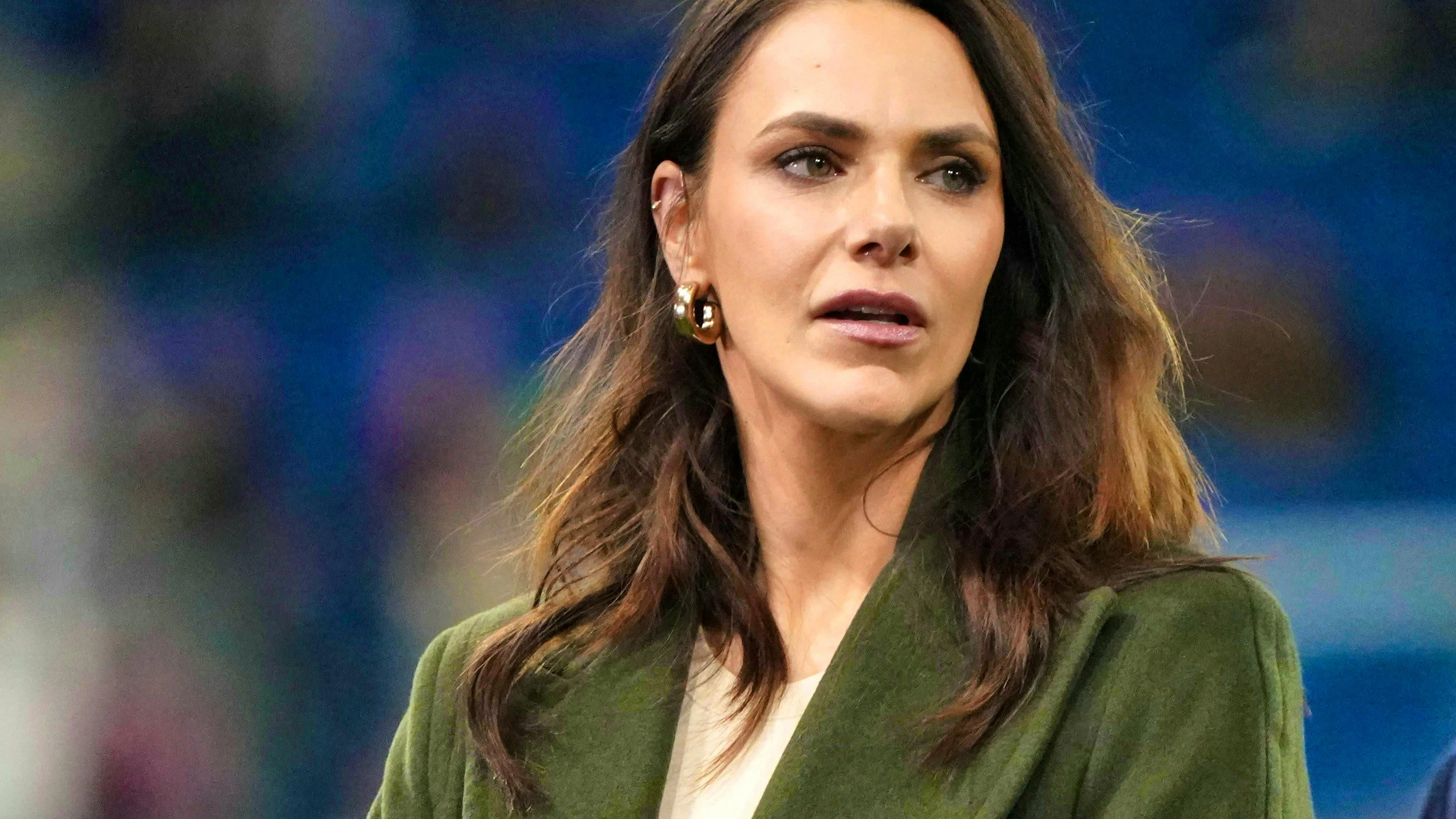 TV sports anchor Esther Sedlaczek at a 2026 World Cup qualifying match.