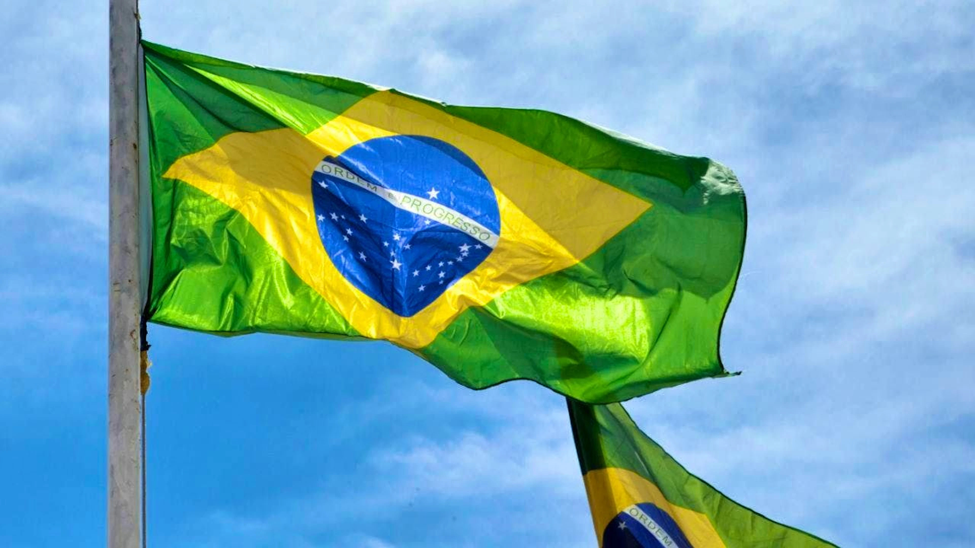 ARCHIVE – Brazilian national flags. Photo: Nicole Becker/dpa/Archive photo