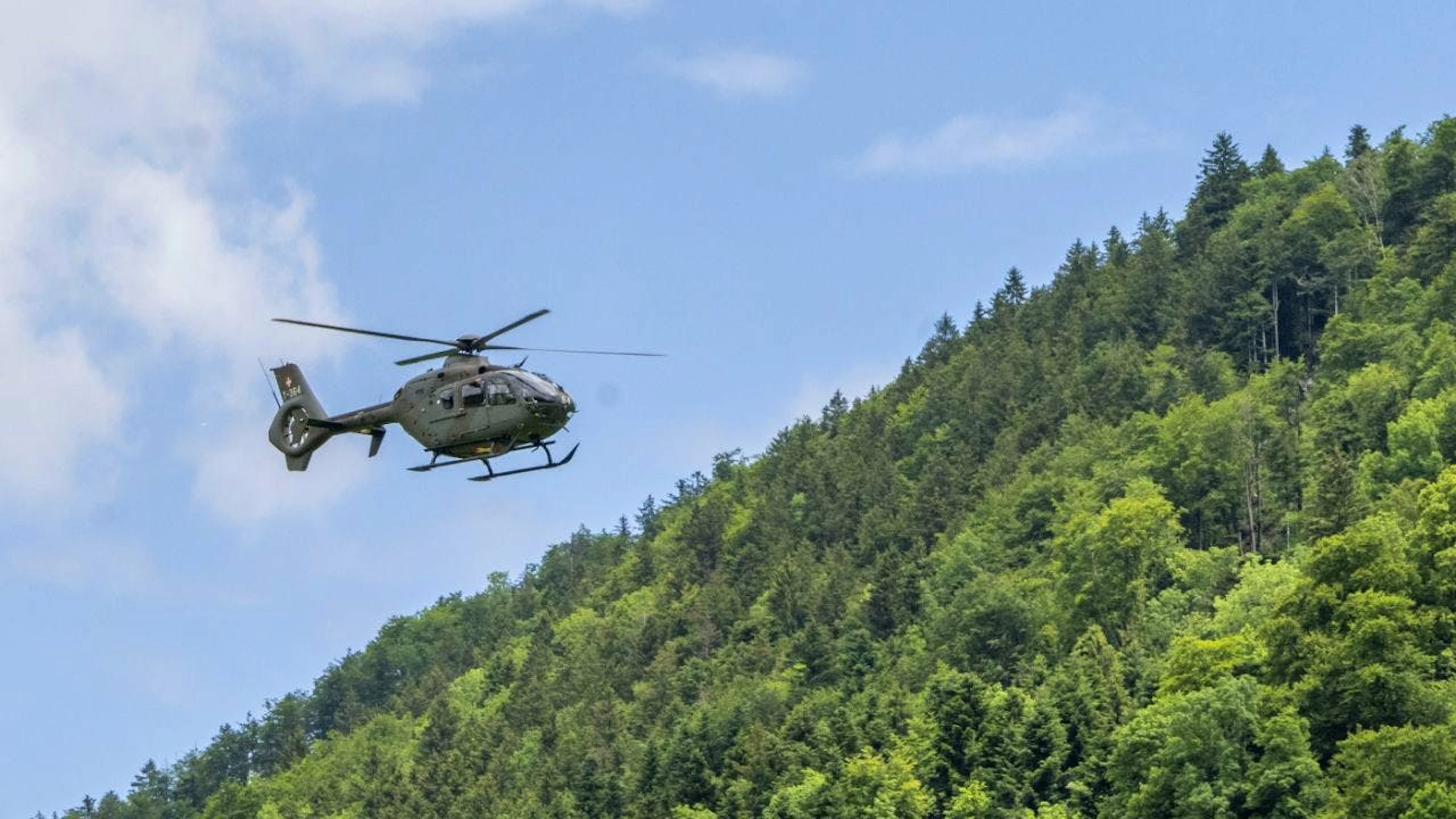 L'armée suisse a assuré la sécurité de l'espace aérien au-dessus du Bürgenstock et a constaté cinq infractions (archive).
