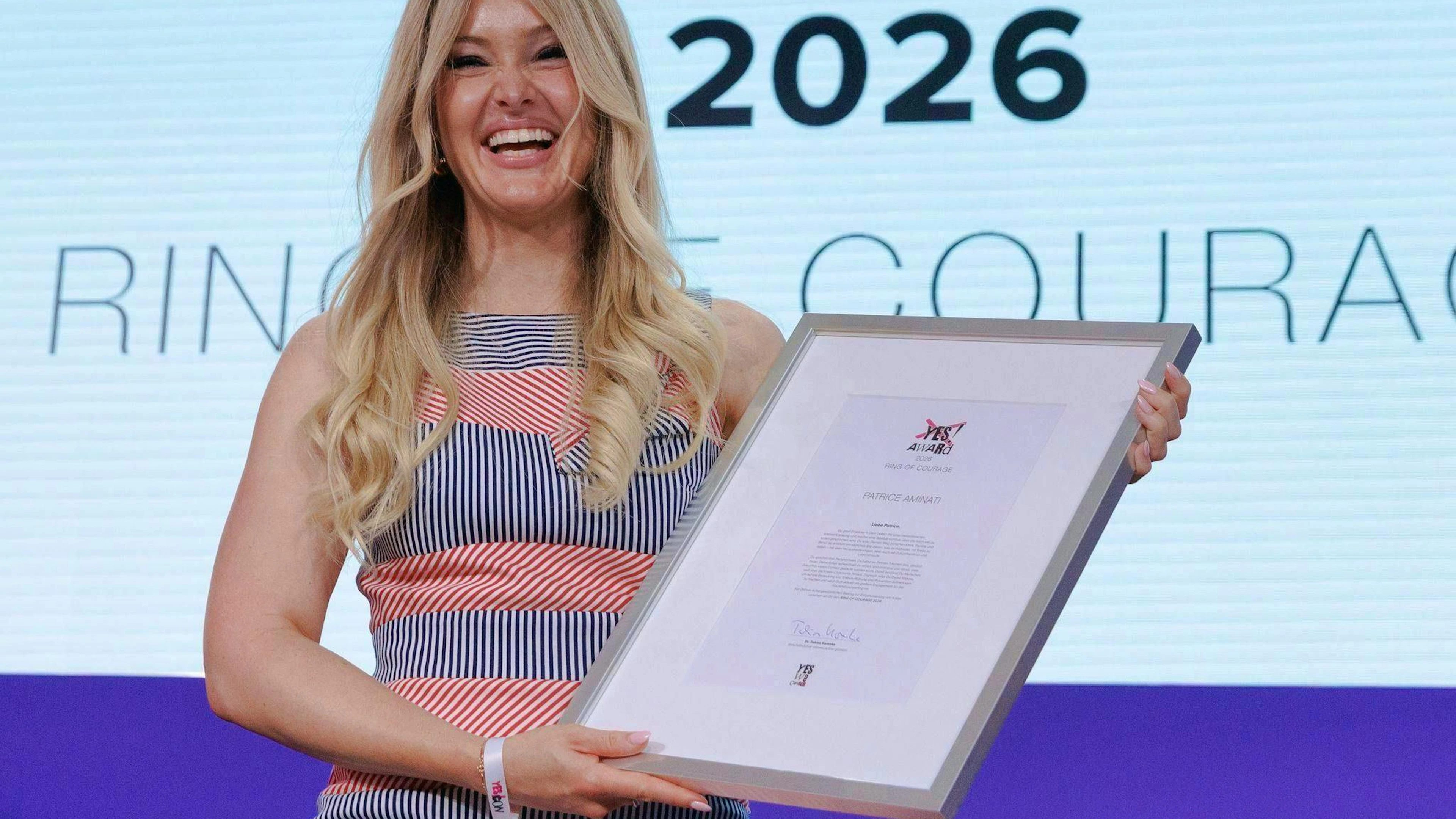 Patrice Aminati was honored with the “Ring of Courage” at “YES!CON.”