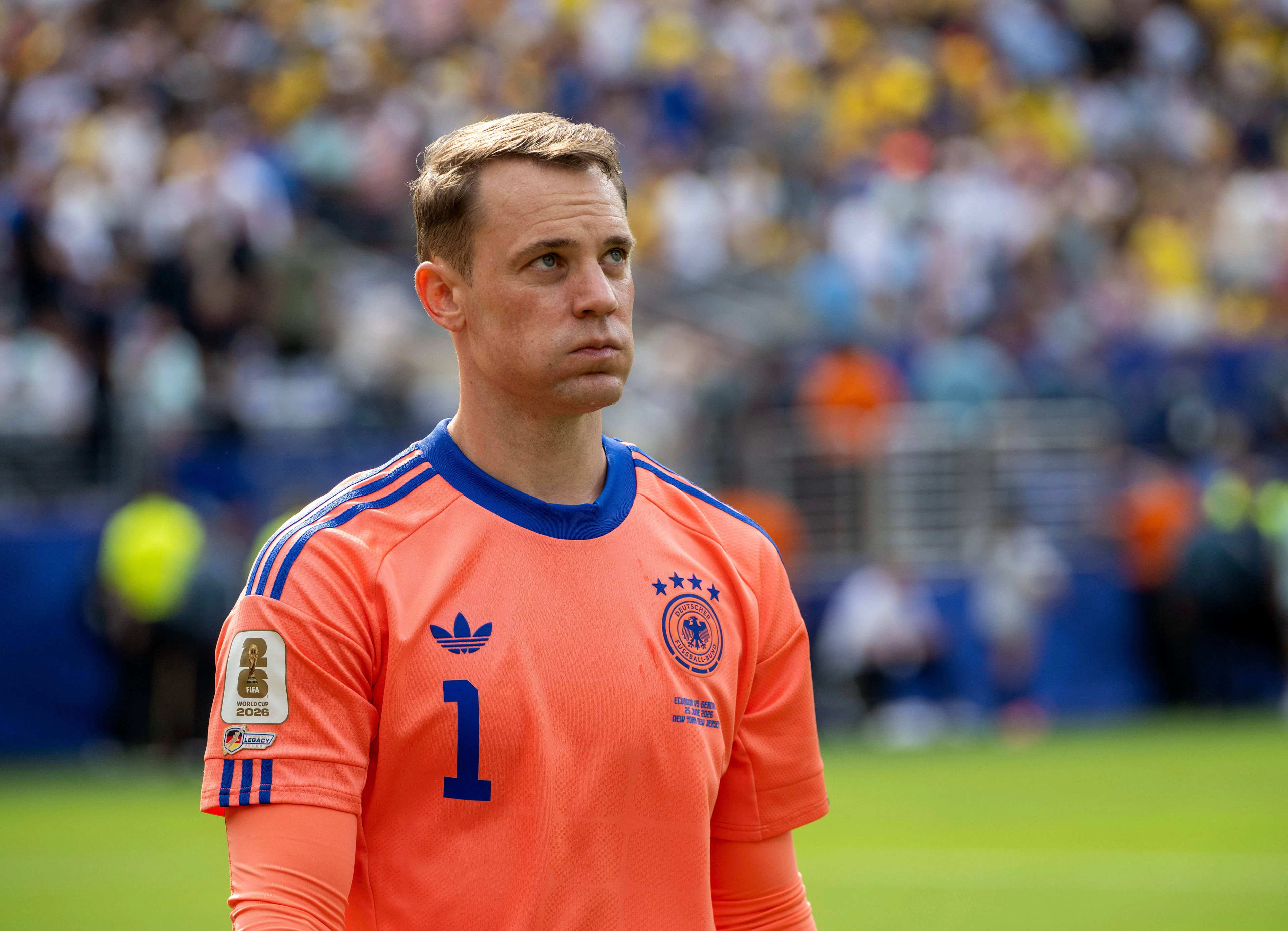 Manuel Neuer zieht gegen Ecuador nicht seinen besten Tag ein.