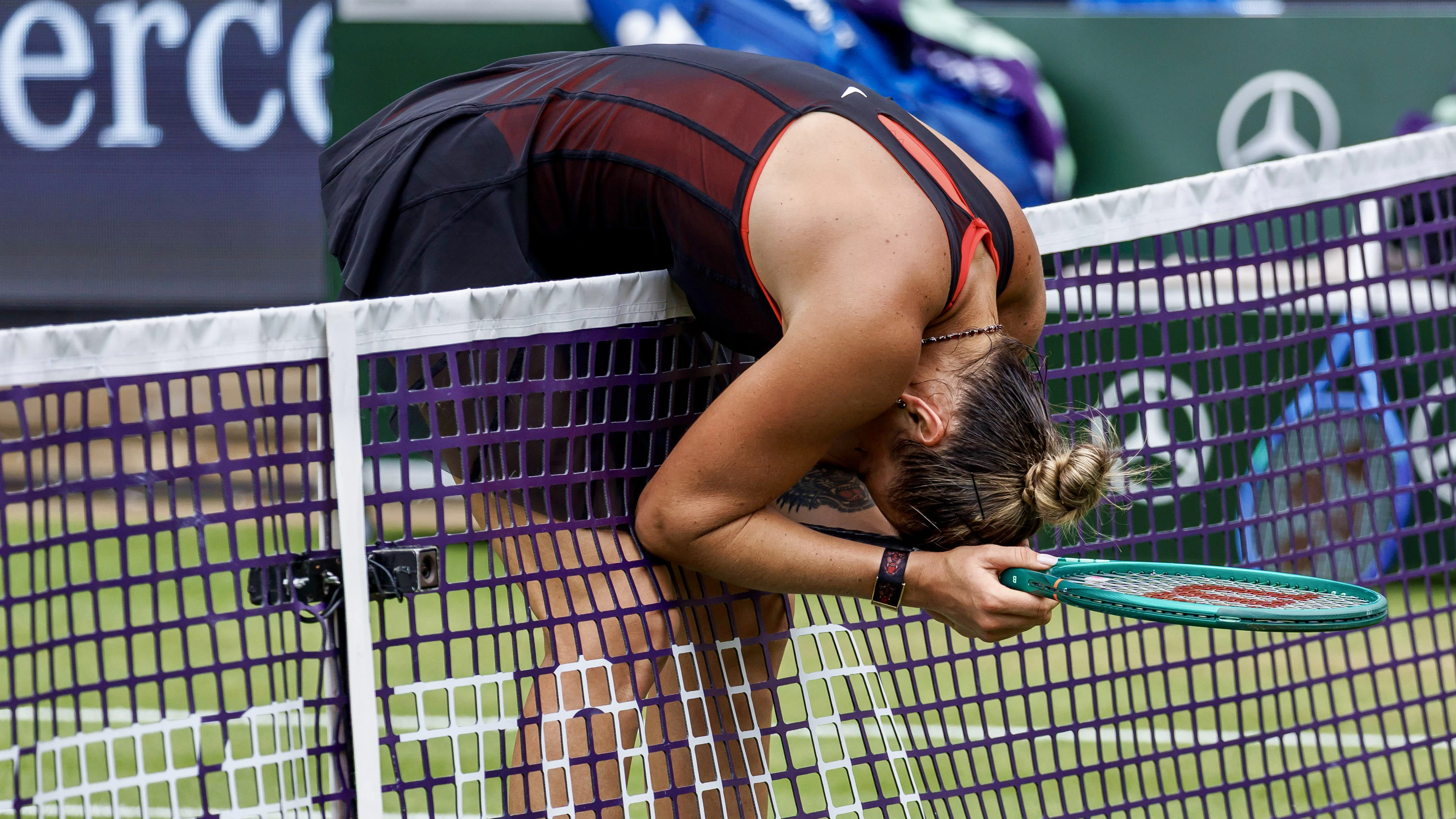 Emmenée notamment par Aryna Sabalenka, la fronde des stars du tennis s'amplifie à l’approche de Wimbledon.