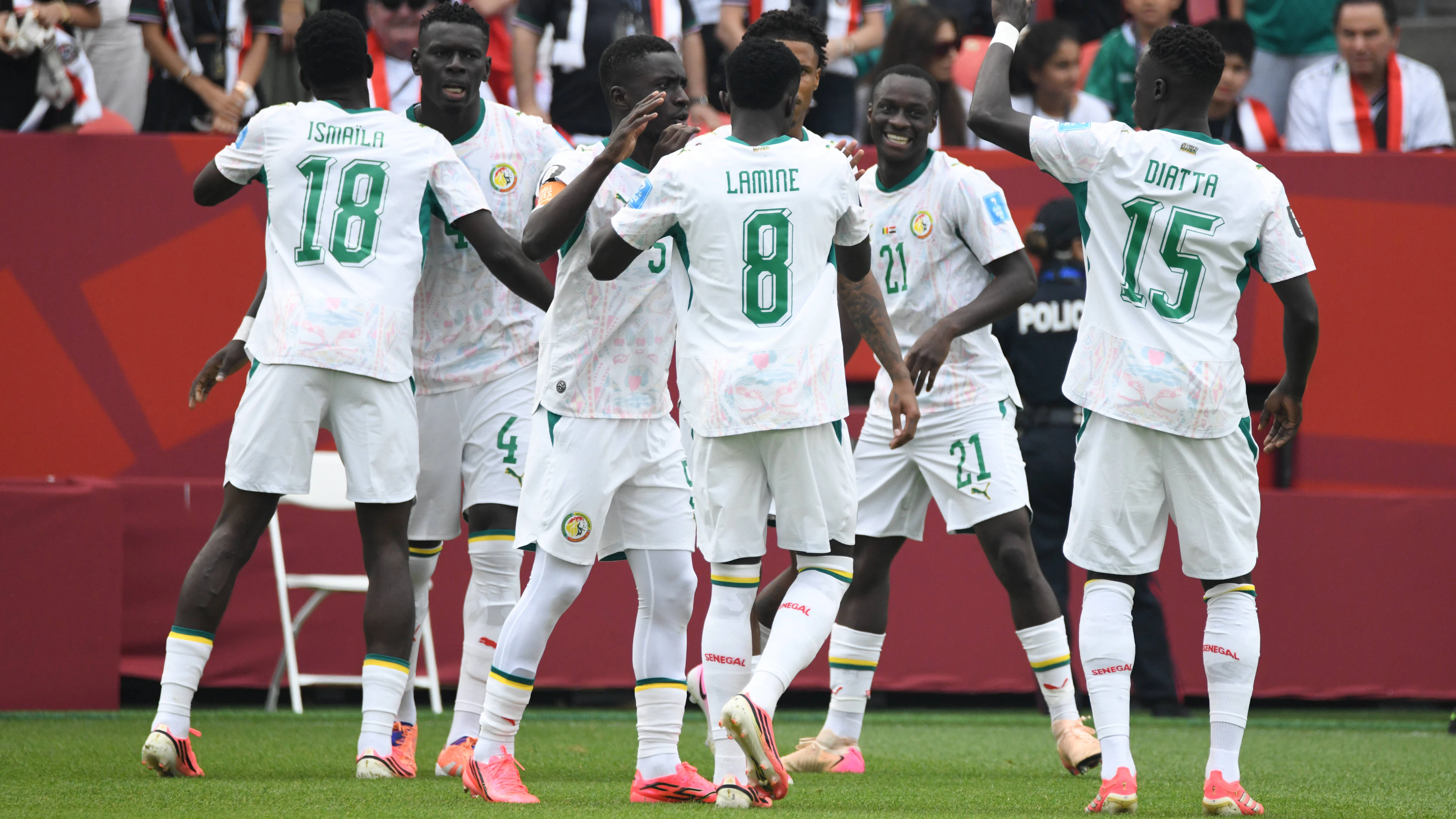 Il Senegal ritrova il sorriso.