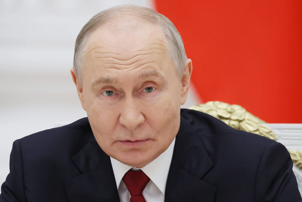 How dangerous will the crisis be for Vladimir Putin?