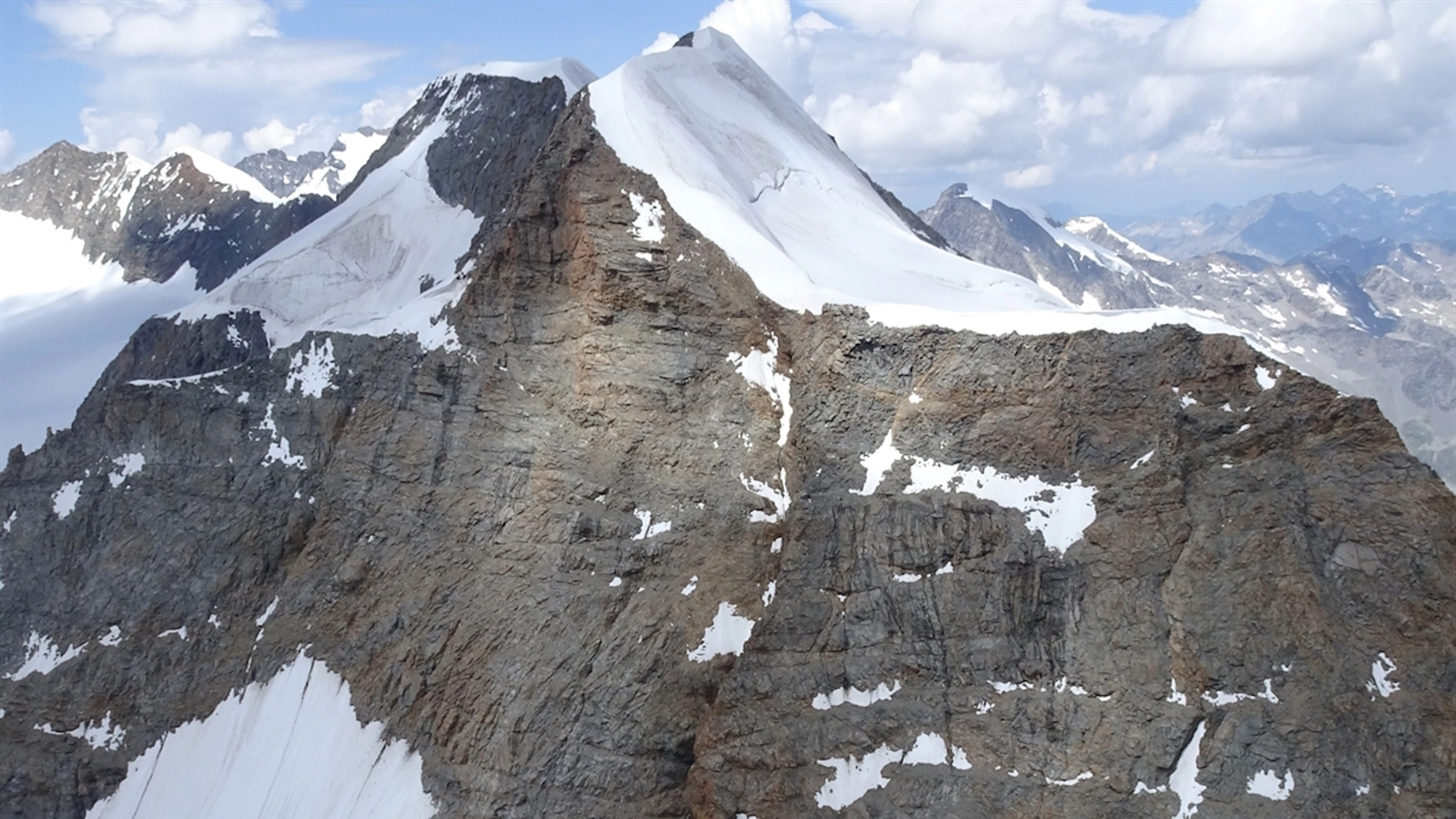 Der Bergsteiger stürzte am Piz Palü 300 Meter in die Tiefe.