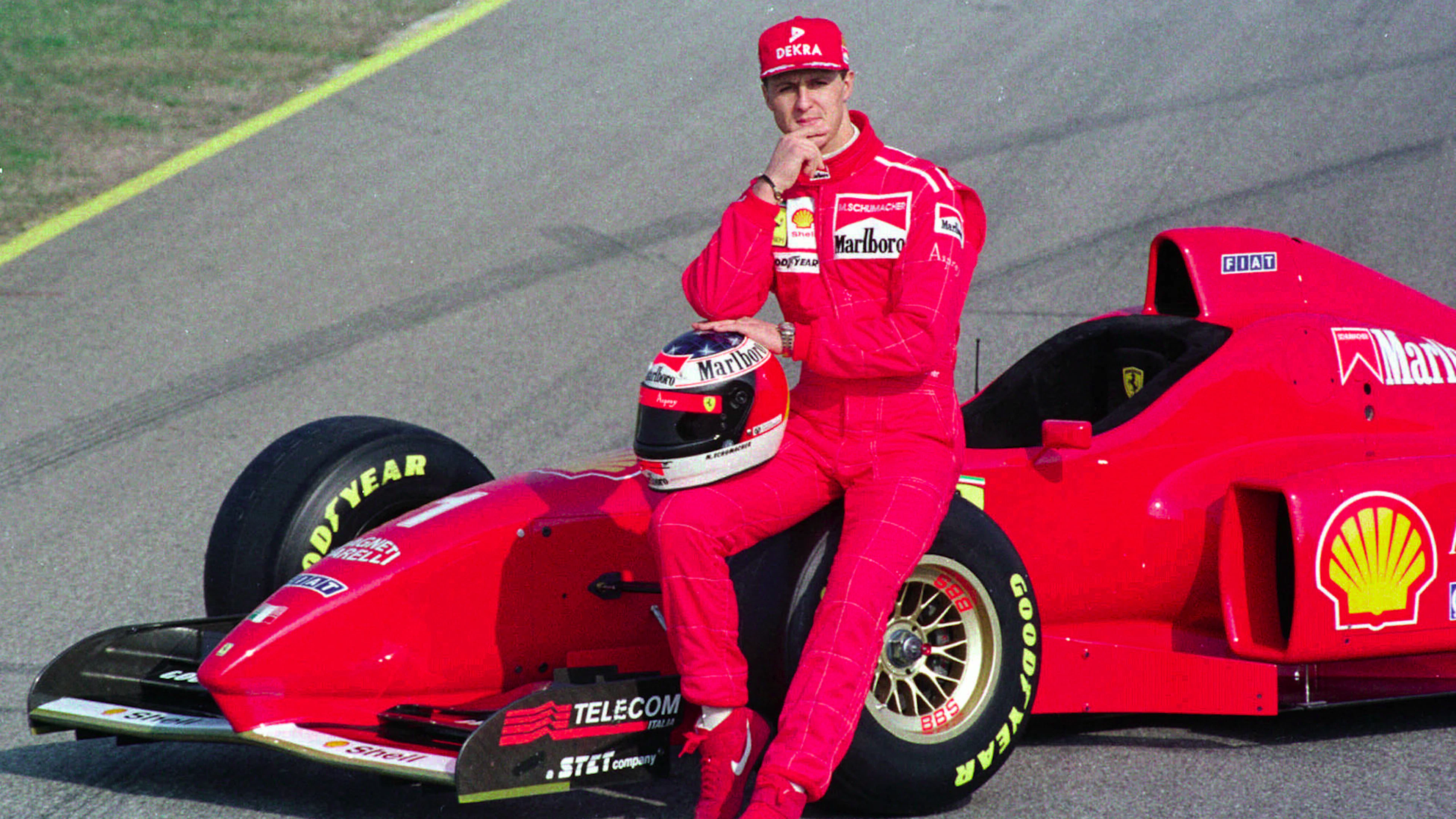 Michael Schumacher präsentiert 1996 in Maranello den neuen Ferrari F310. Damals ahnt noch niemand, dass Fahrer und Rennstall wenige Jahre später die Formel 1 dominieren werden.