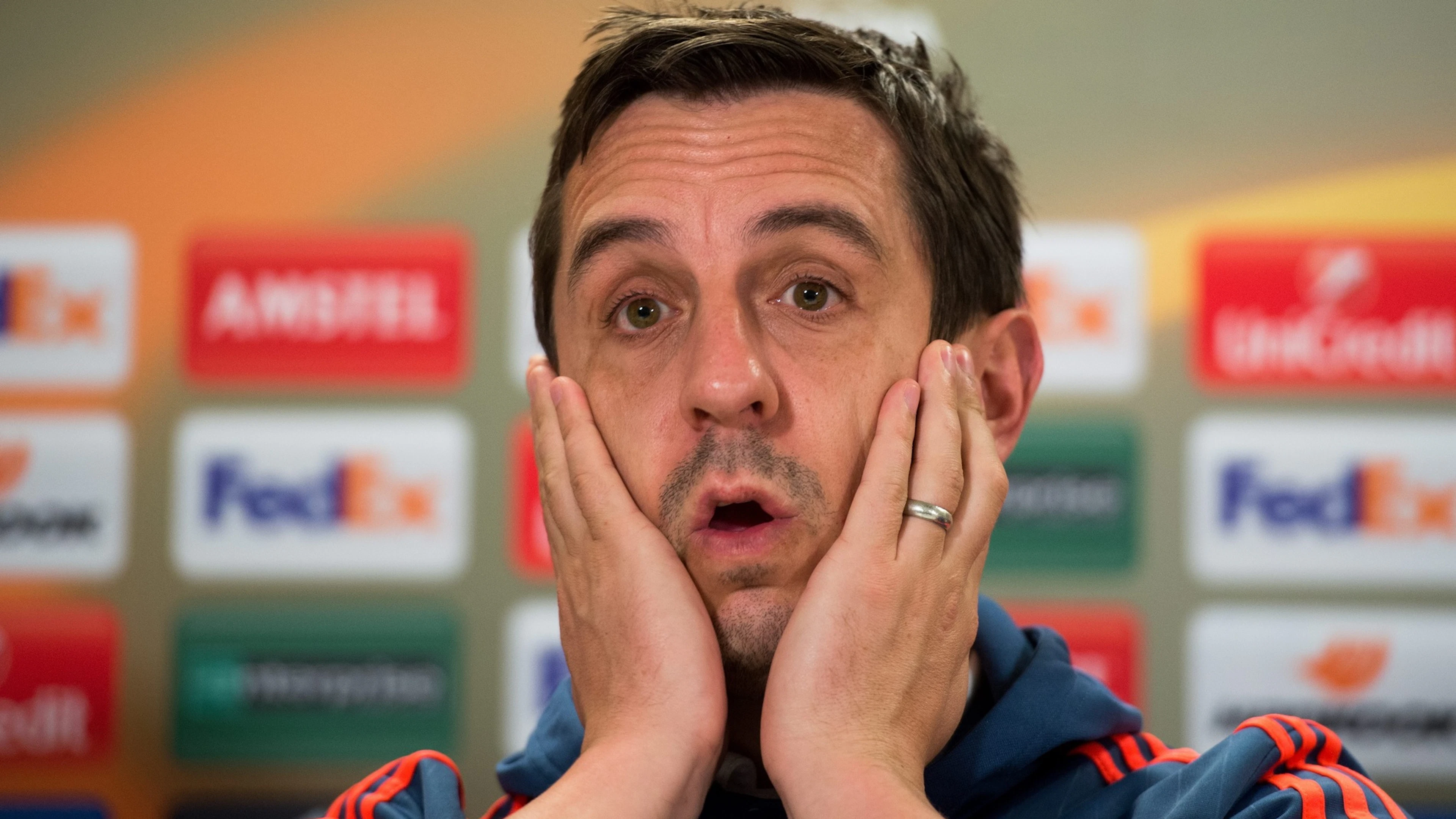 Gary Neville kritisiert den Entscheid der FIFA, Balogun spieln zu lassen. (Archivbild)