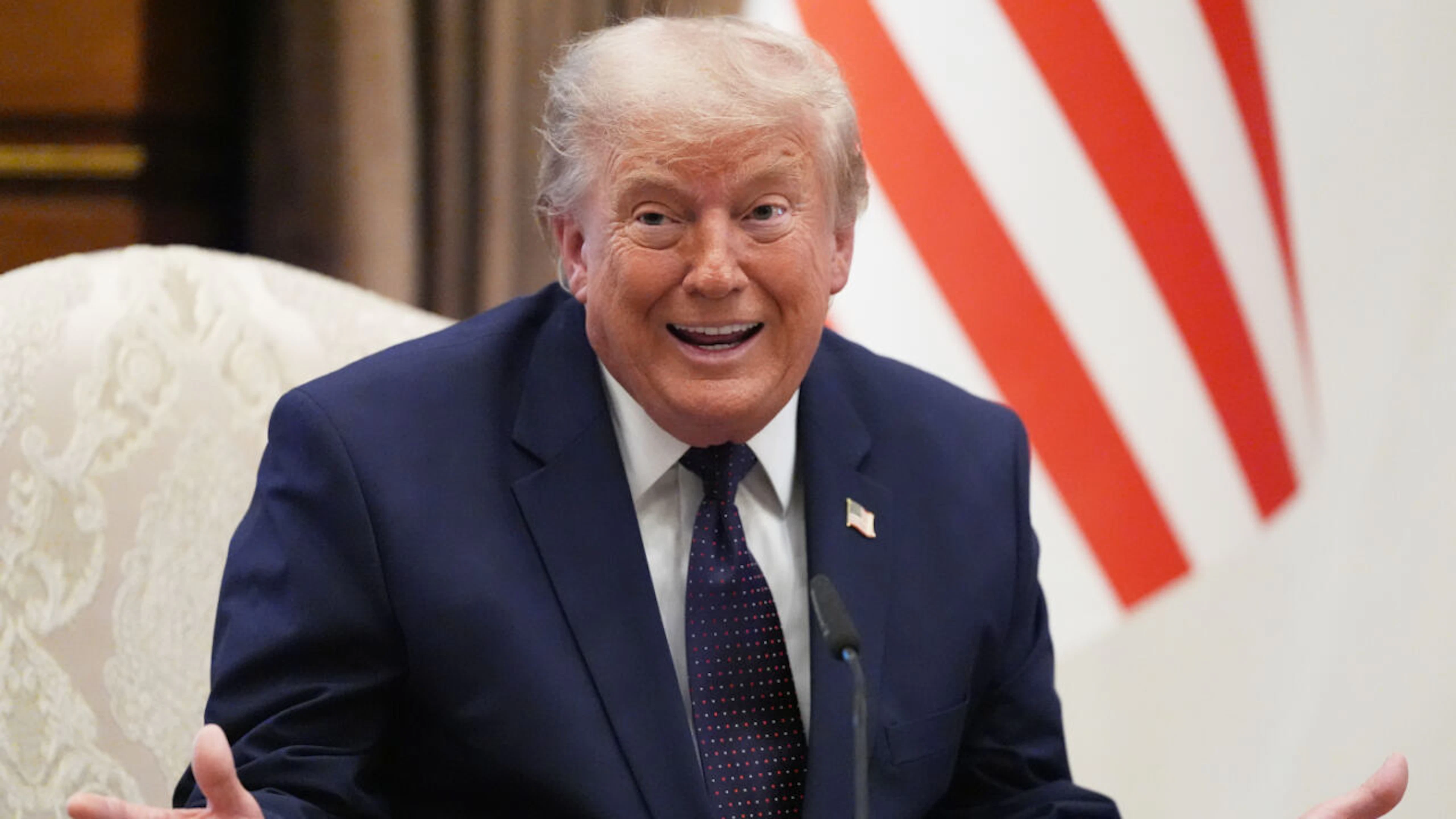 Bassin rénové par Trump: un ex-athlète plaide non coupable