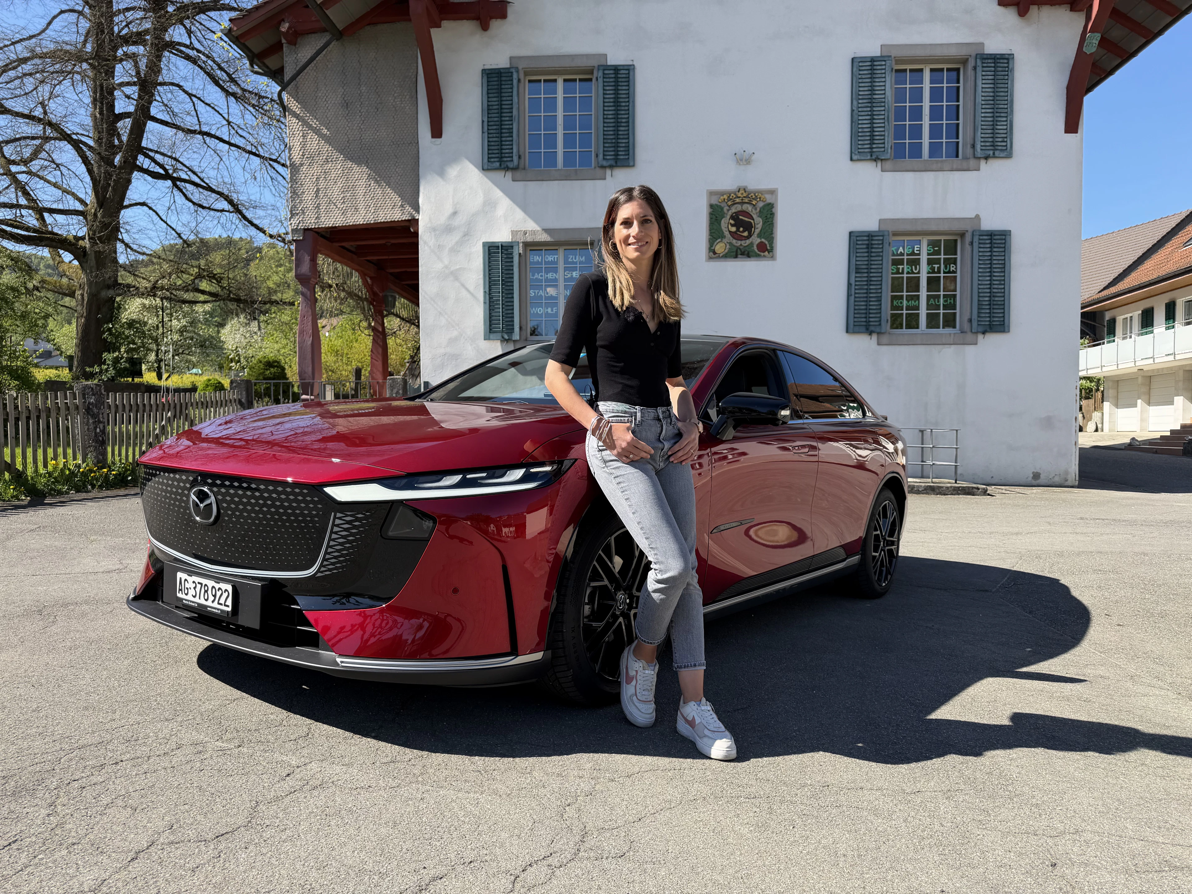 Der Mazda 6e positioniert sich nicht an der Spitze, aber gut gegenüber der Konkurrenz