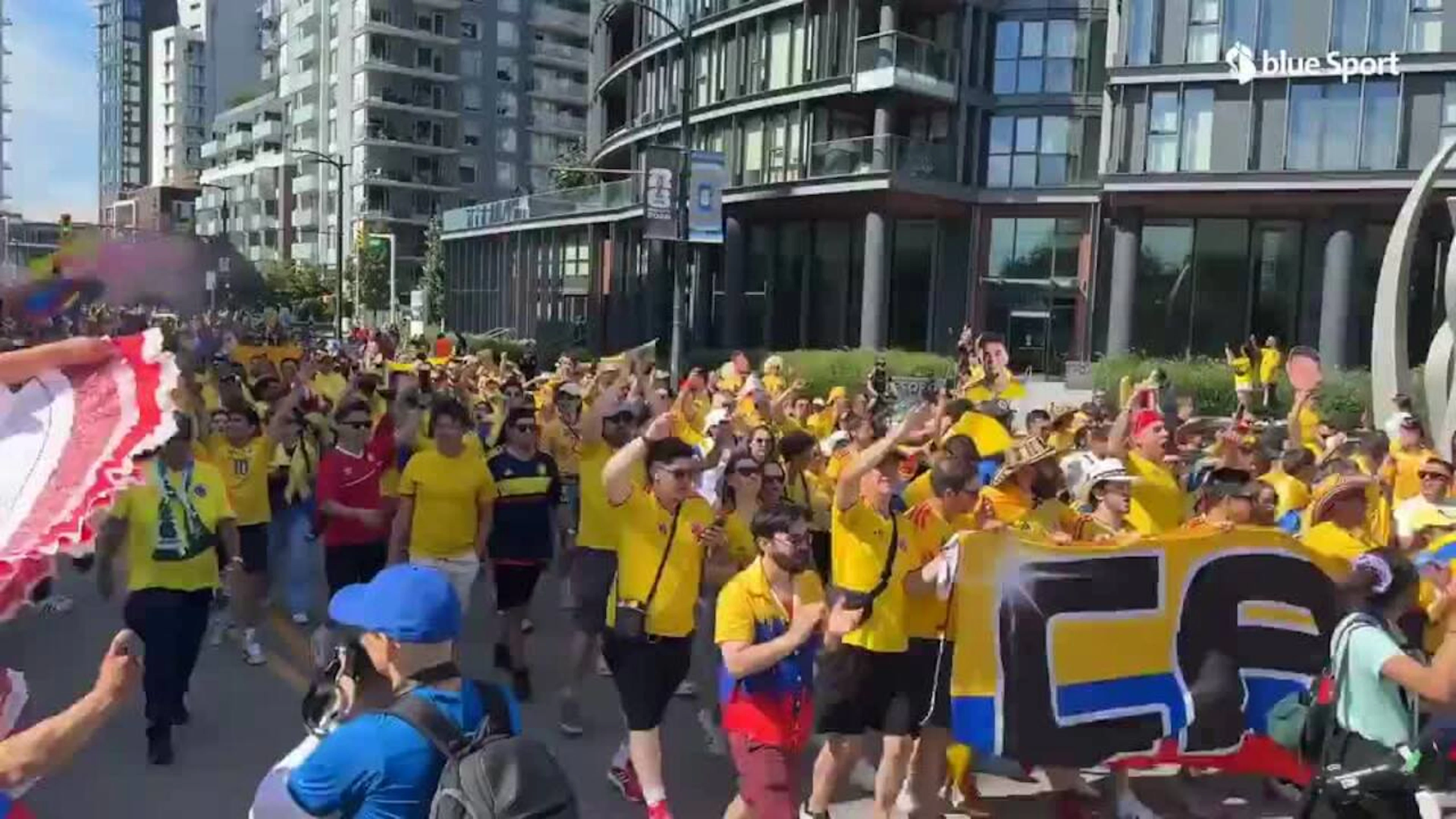 La strade di Vancouver si tingono di giallo