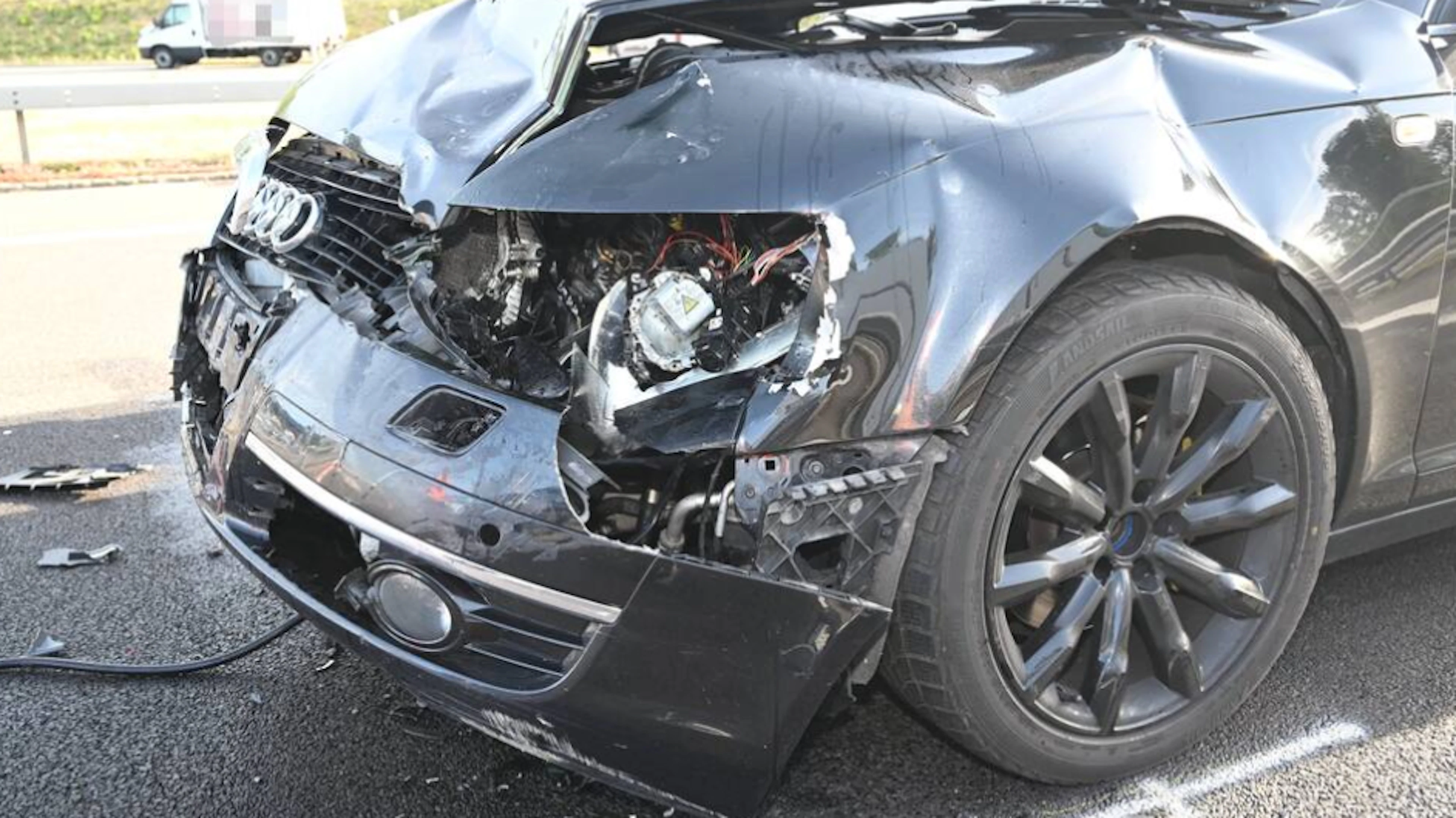 Gaffer lösen zweiten Unfall auf der A1 aus