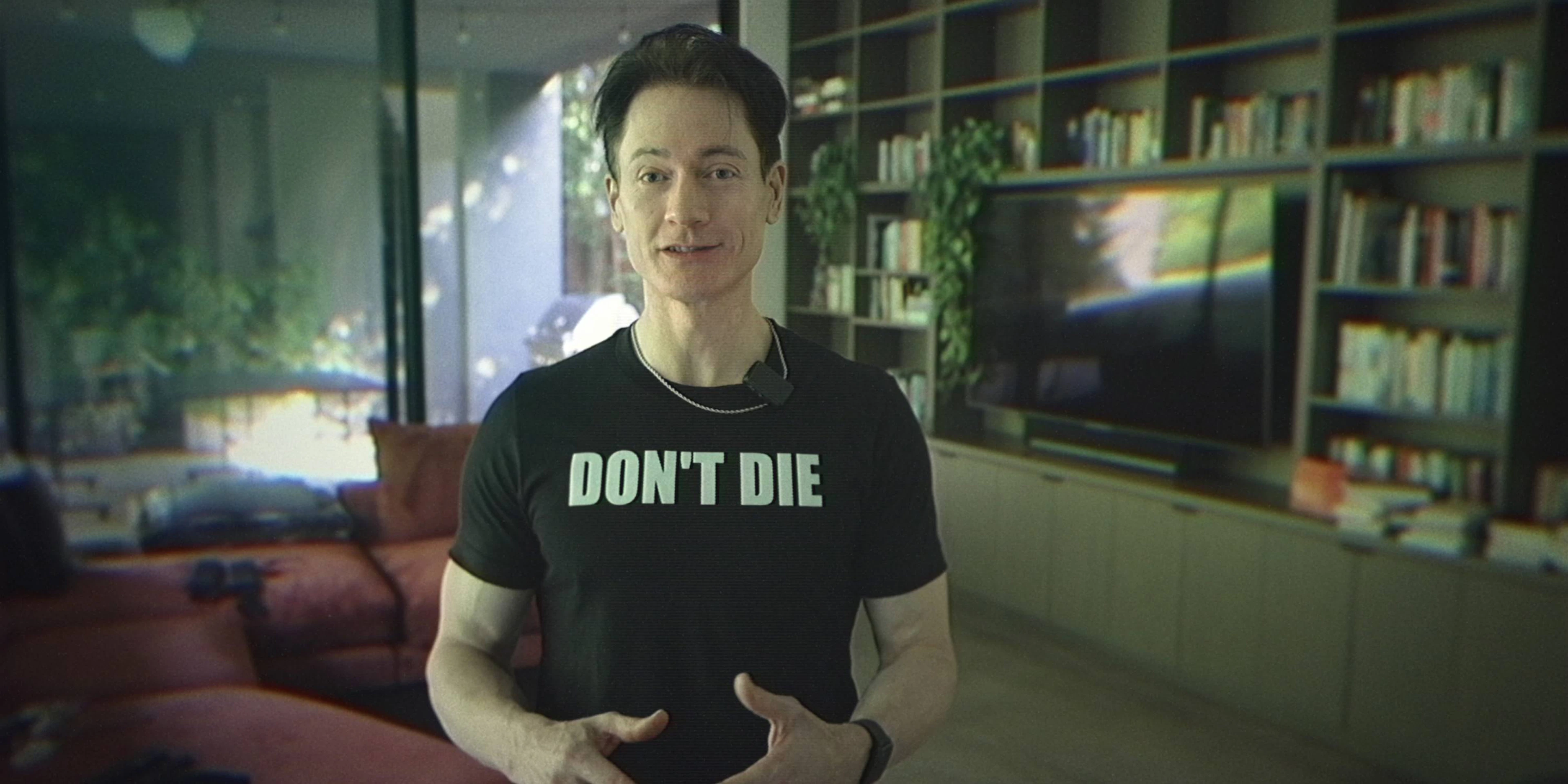 «Dont' Die», non morire, è il motto di vita di Bryan Johnson.