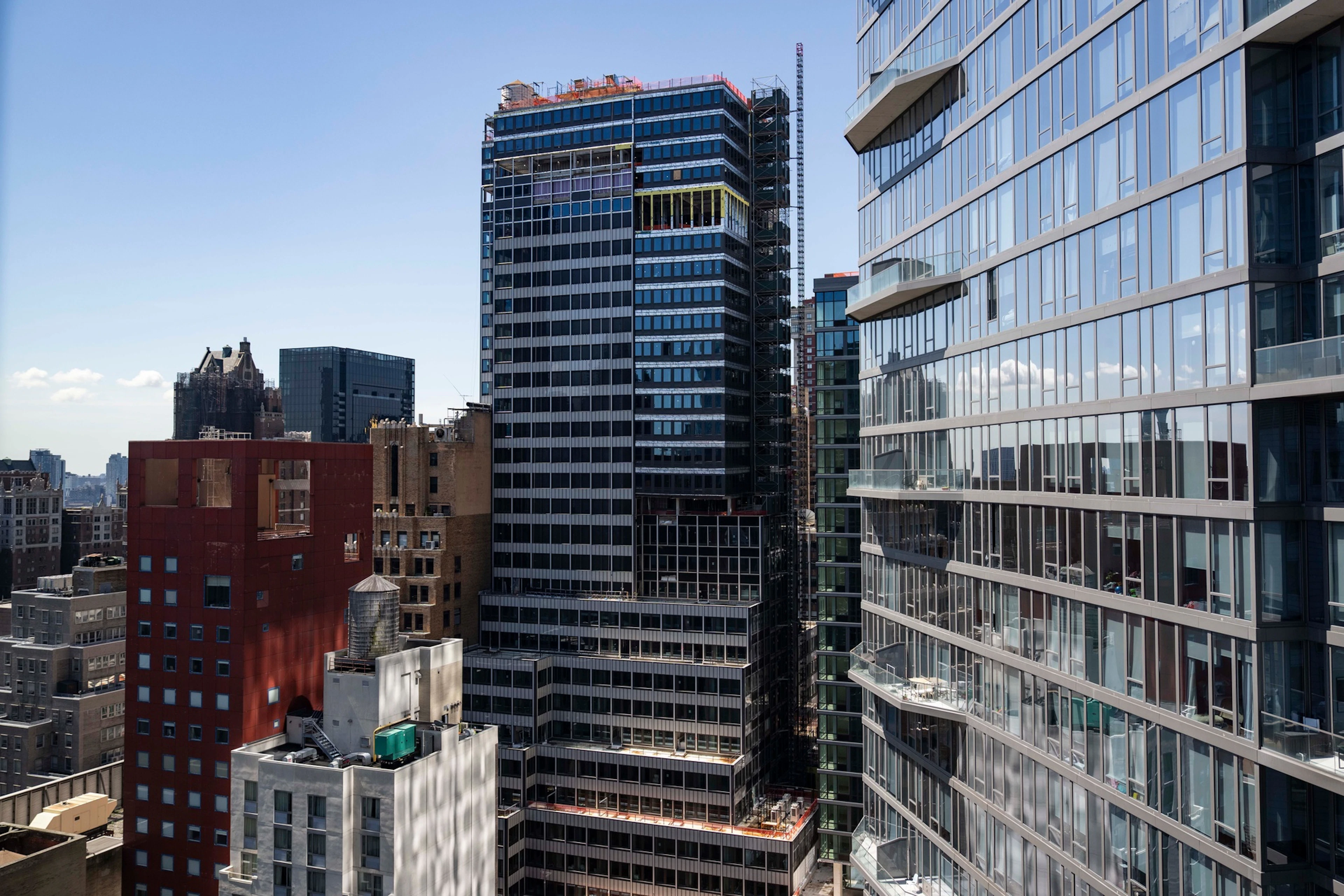Vue d'ensemble du 235 East 42nd Street, mercredi 8 juillet 2026, à New York. (Photo AP/Yuki Iwamura)