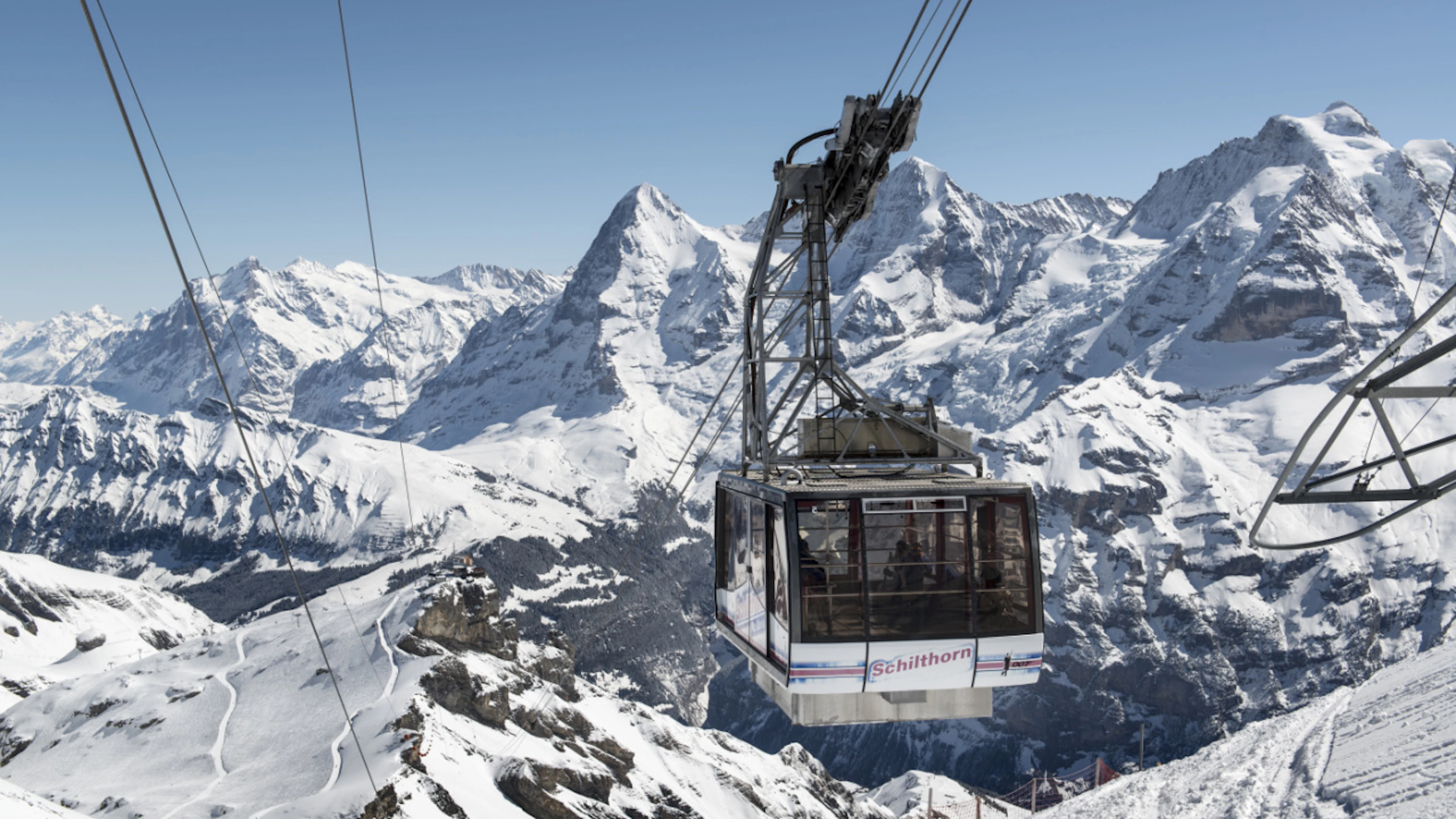 Le fait que la remontée mécanique du Schilthorn, dans l'Oberland bernois, ait repris son service normal en 2026 (sur la photo, avant sa rénovation) a eu un impact positif sur les résultats, en particulier ceux des remontées mécaniques de l'Oberland bernois.