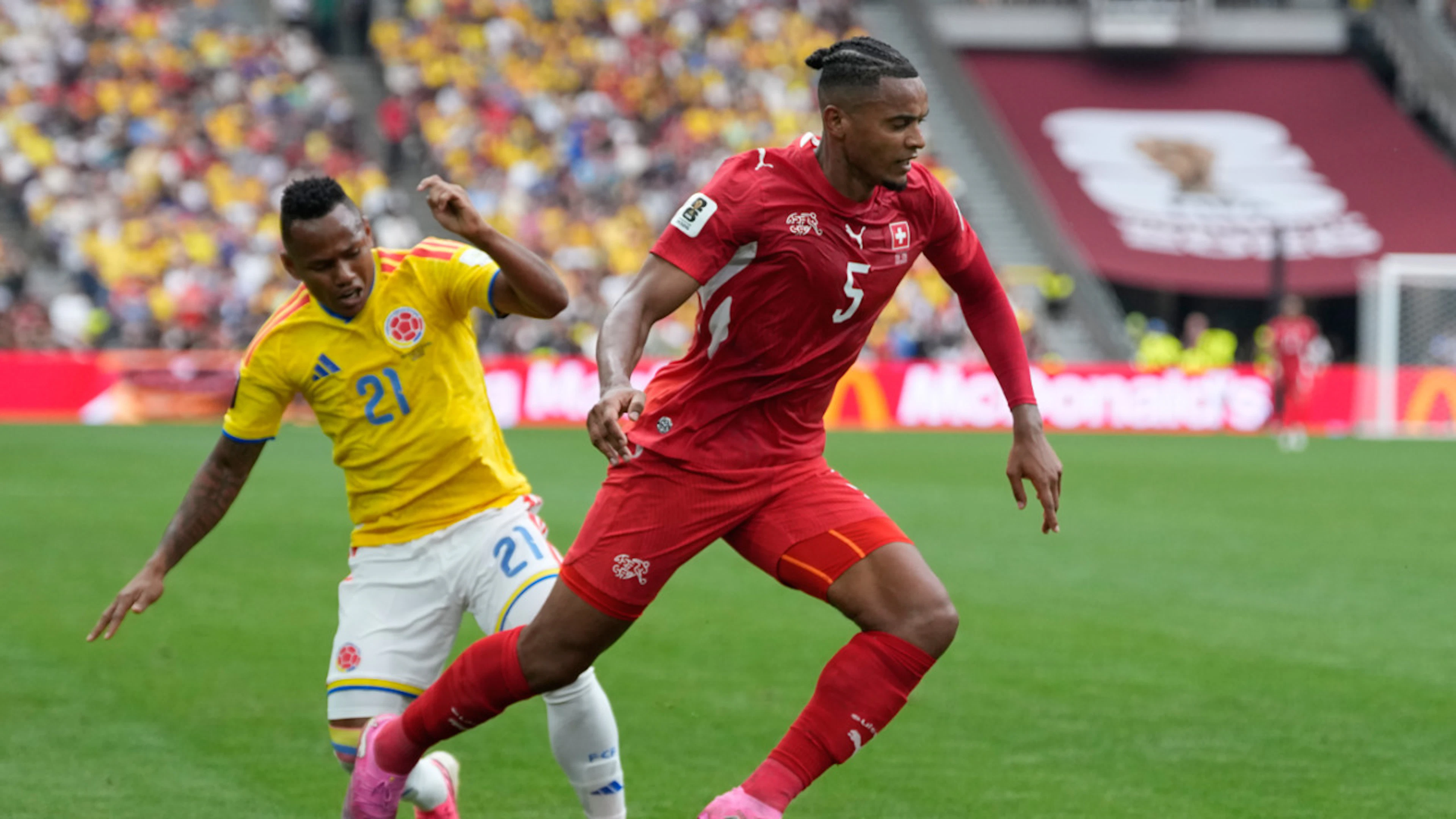 Manuel Akanji brilliert zwar nicht im Penaltyschiessen, sorgt aber dafür, dass die Schweiz während 120 Minuten kein Gegentor bekommt