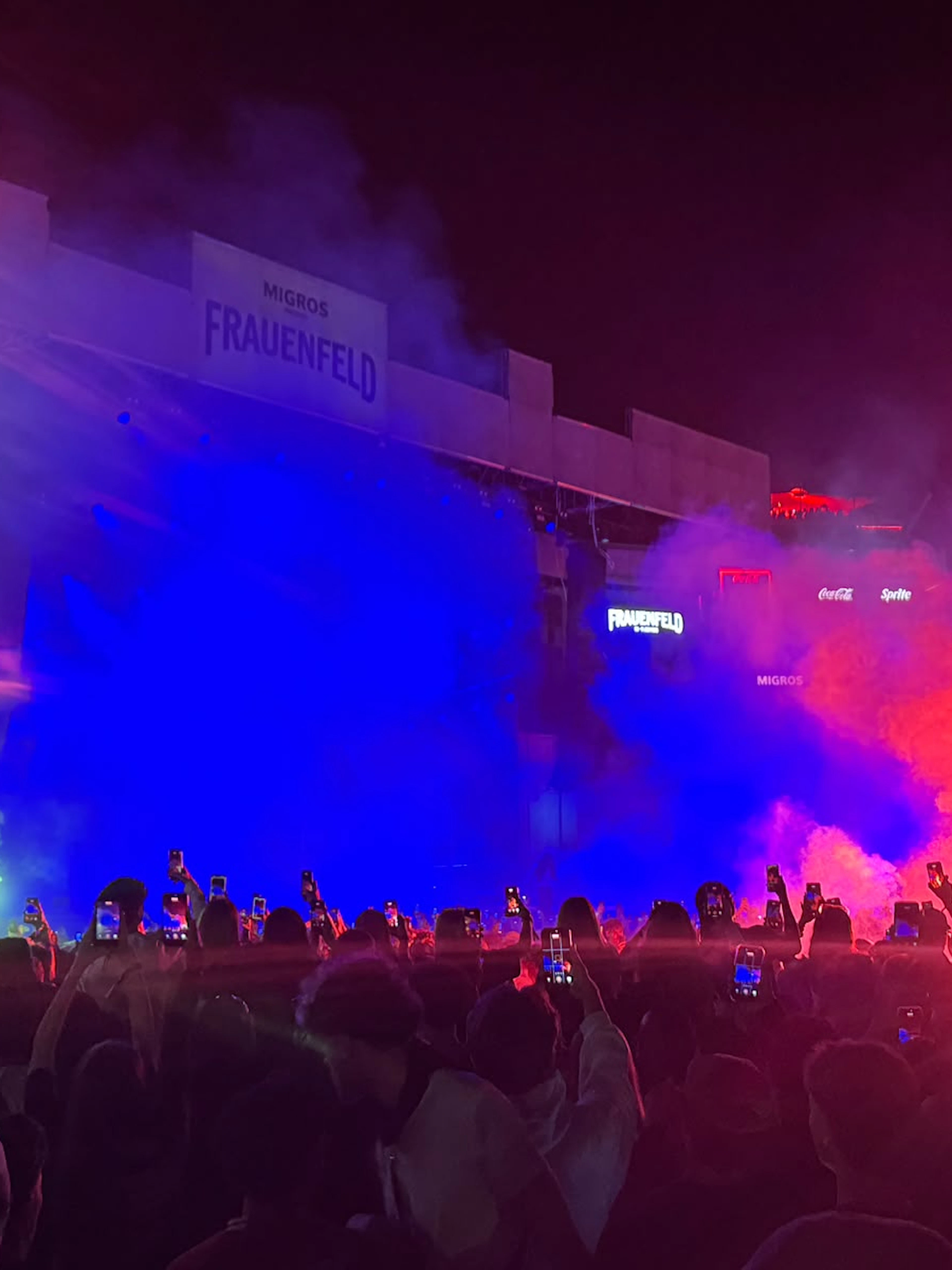 Yeat macht aus der Hauptbühne eine Abrissparty +++ Sido disst Openair Frauenfeld