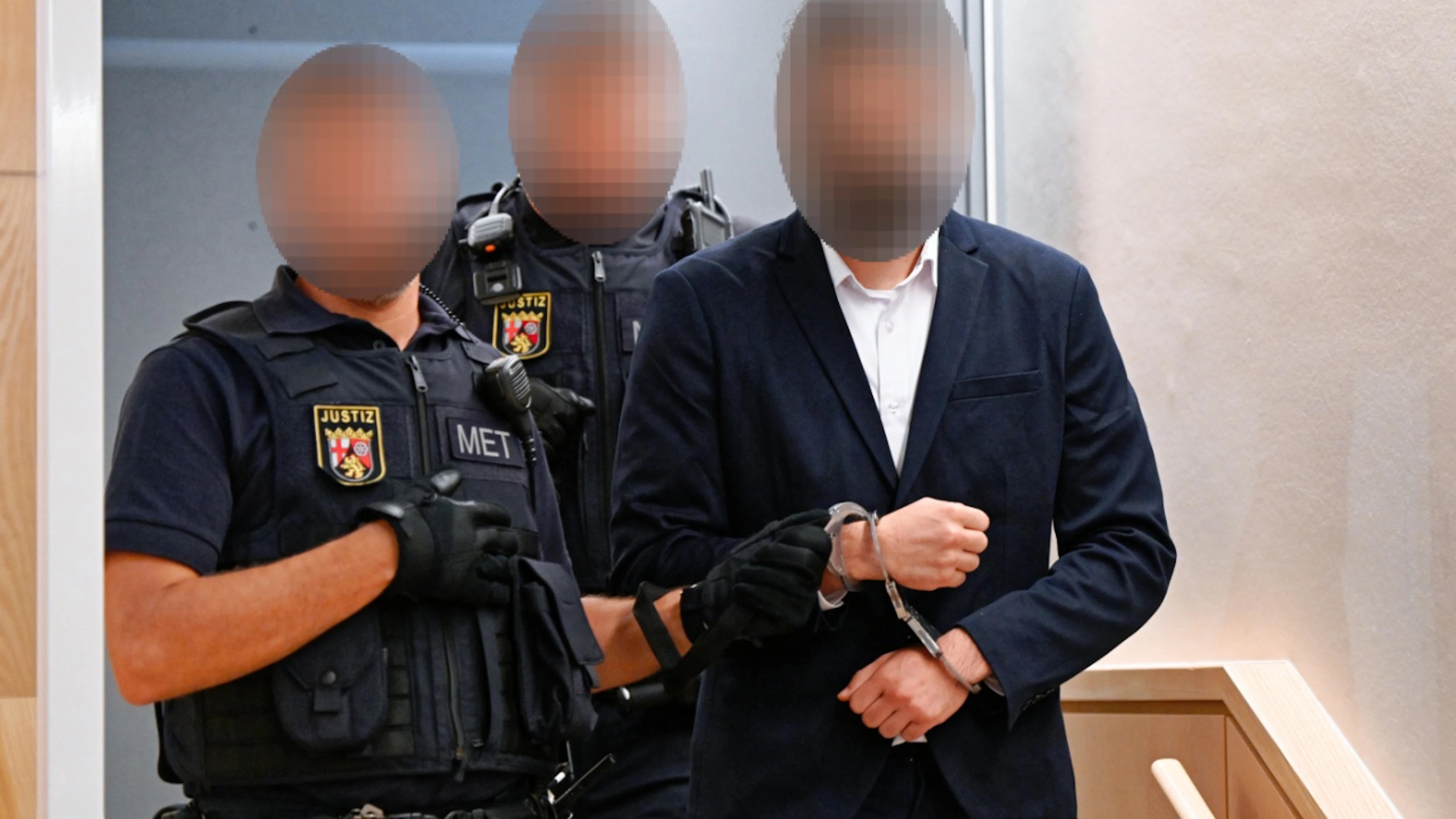 Zugbegleiter tot geprügelt – Täter muss zehn Jahre ins Gefängnis