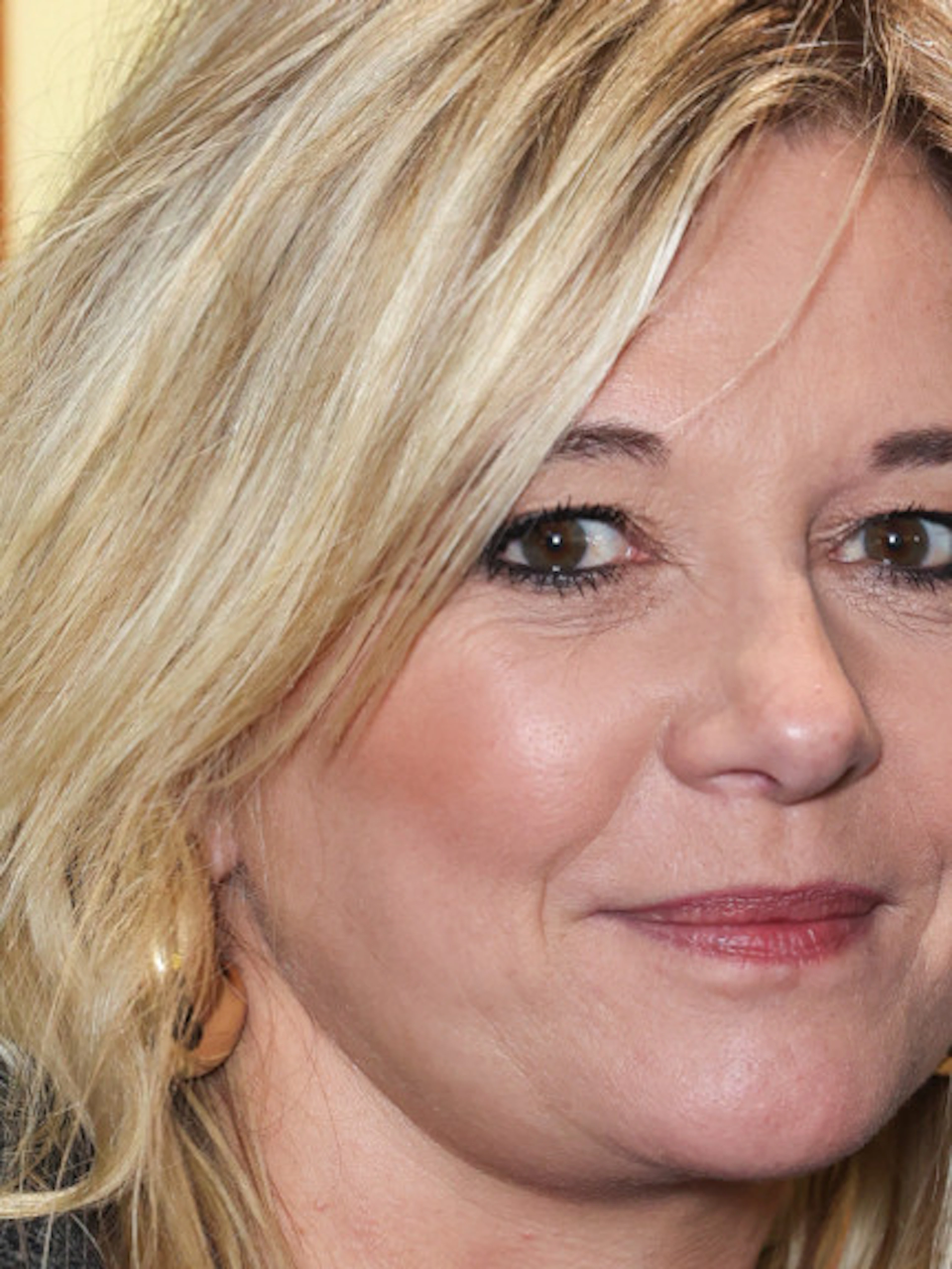 Flavie Flament pourrait présenter seule Le Mag de la santé