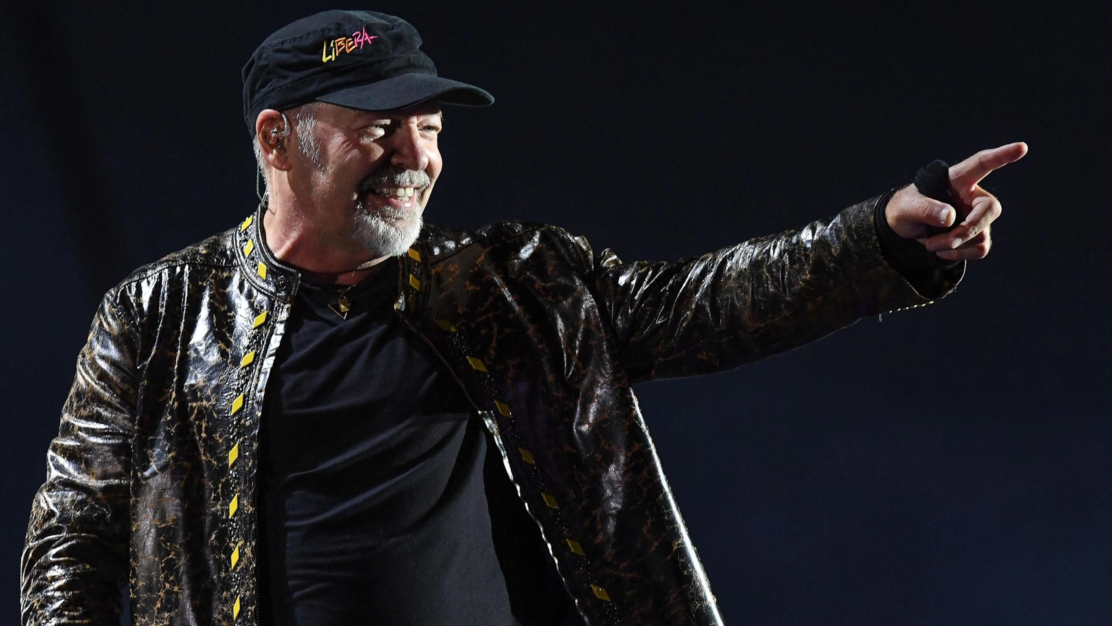 Venerdì parte la vendita ufficiale dei biglietti del mega-concerto di Vasco, le code sono da capogiro