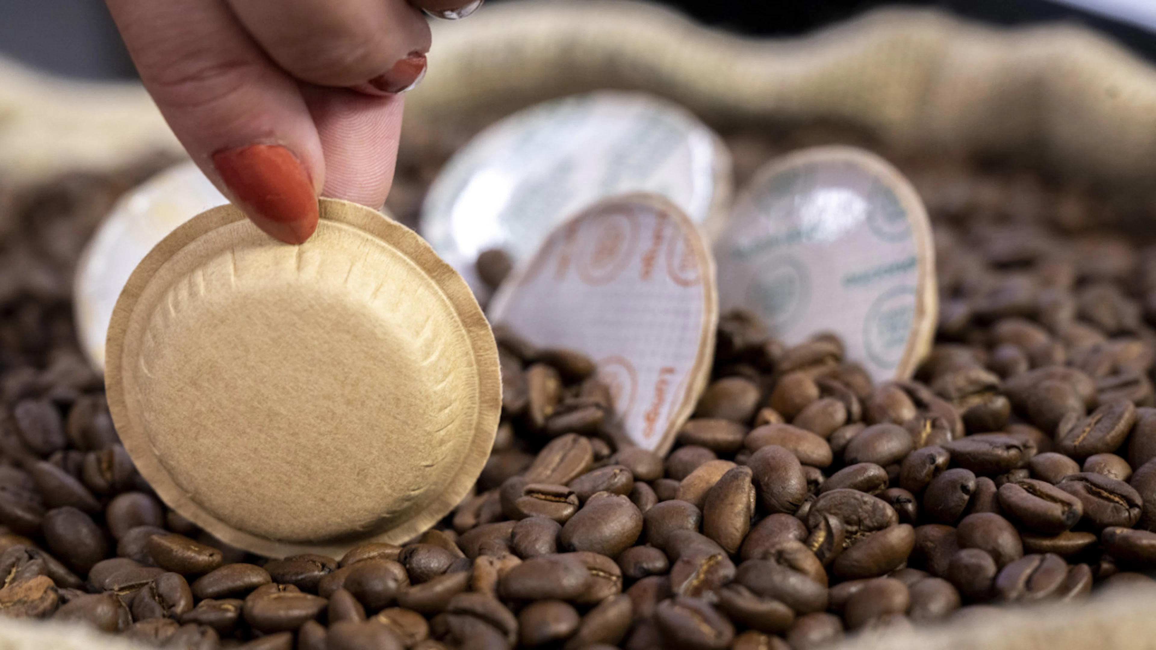 Nestlé investe 563 milioni in Thailandia per la produzione di Nescafé