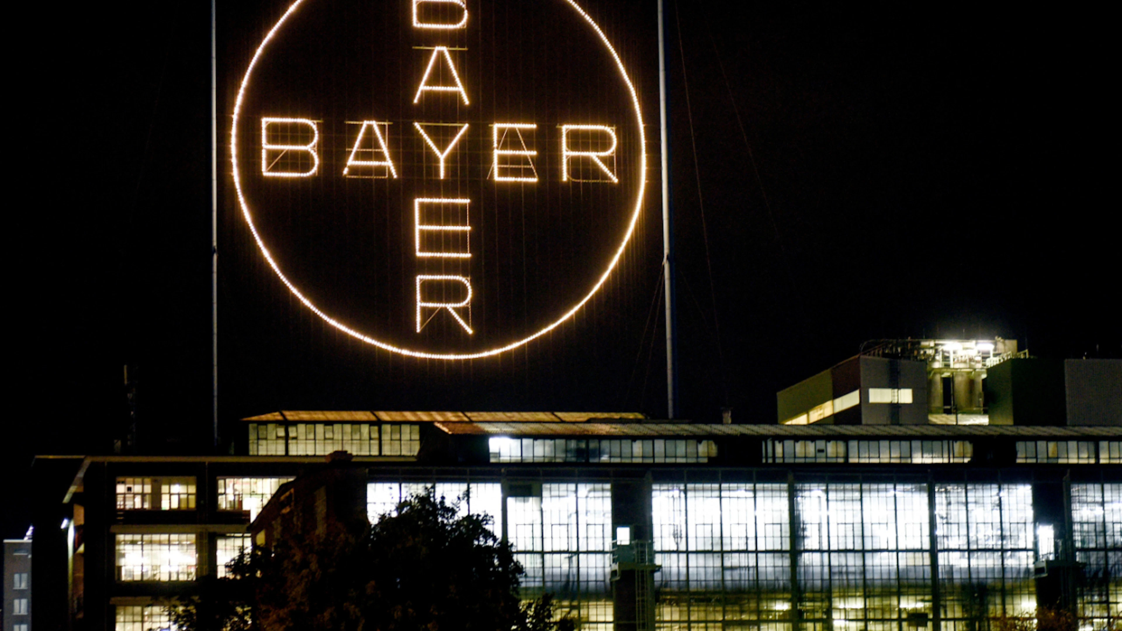 Bayer obtient 3 milliards d'euros pour renforcer ses finances