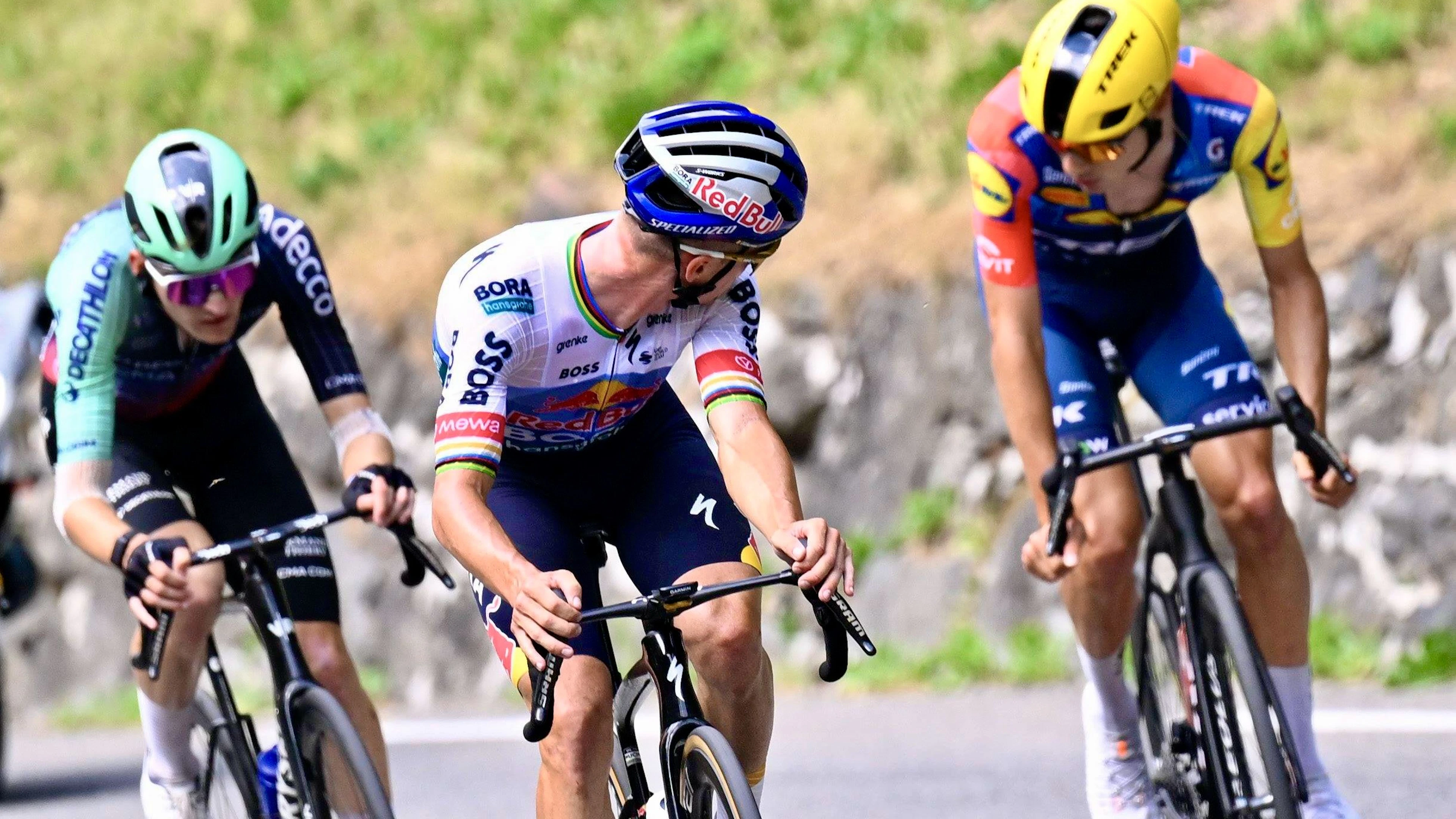 La colère d’Evenepoel, des vomissements, un record et une vilaine gamelle