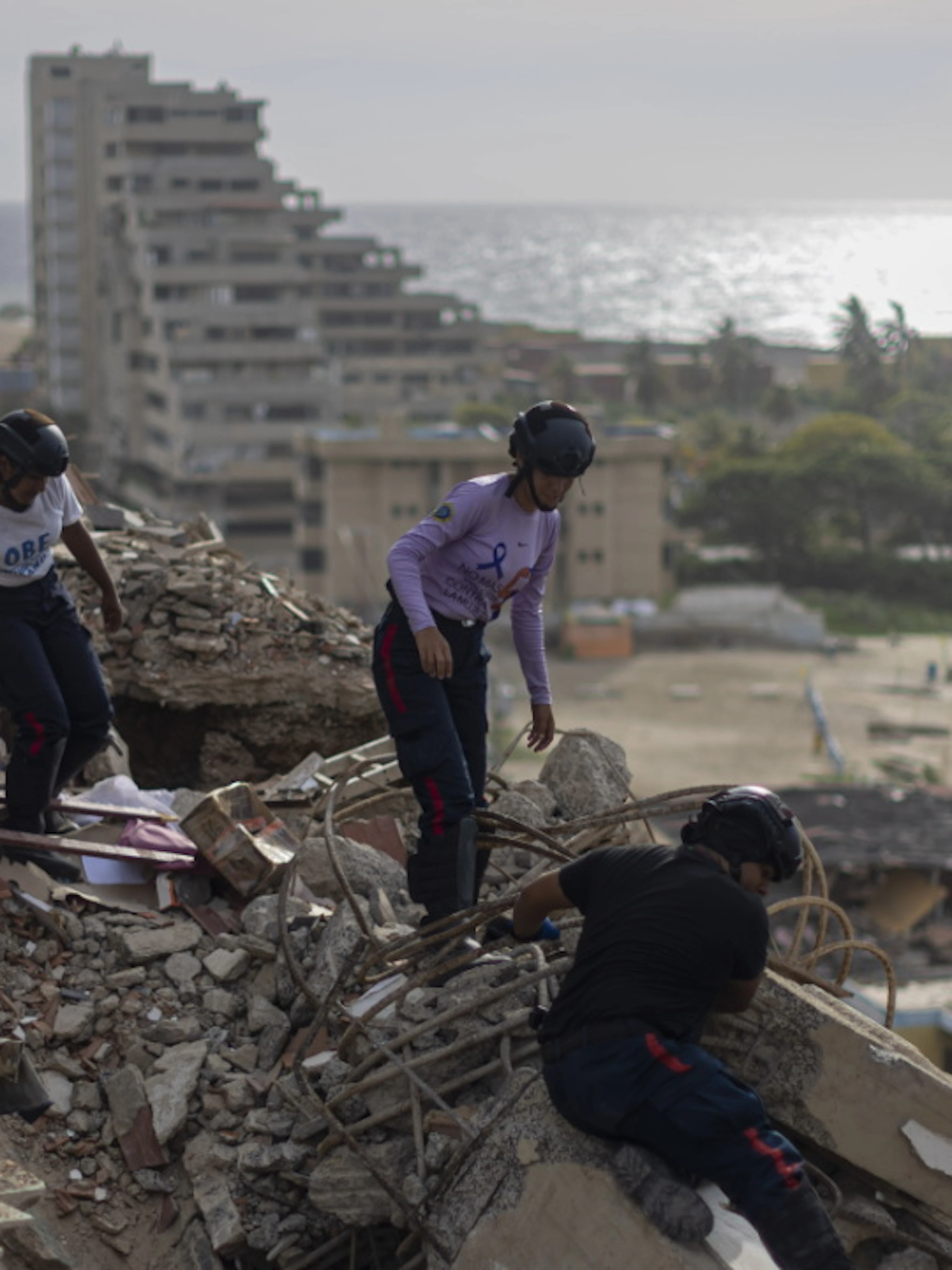Sale a 3'889 il bilancio delle vittime del terremoto in Venezuela