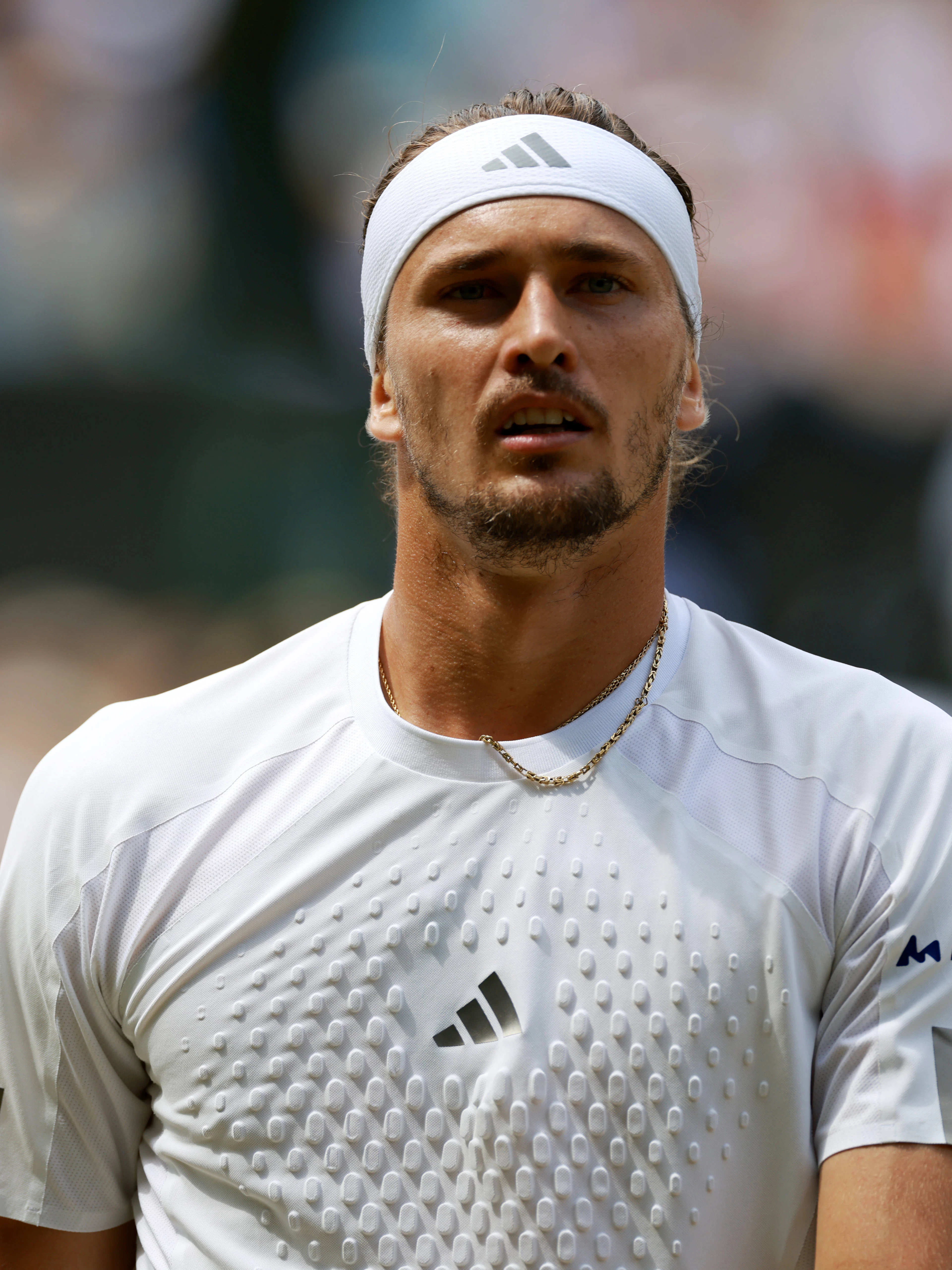 Zverev schlägt Fery in drei Sätzen und steht erstmals im Final