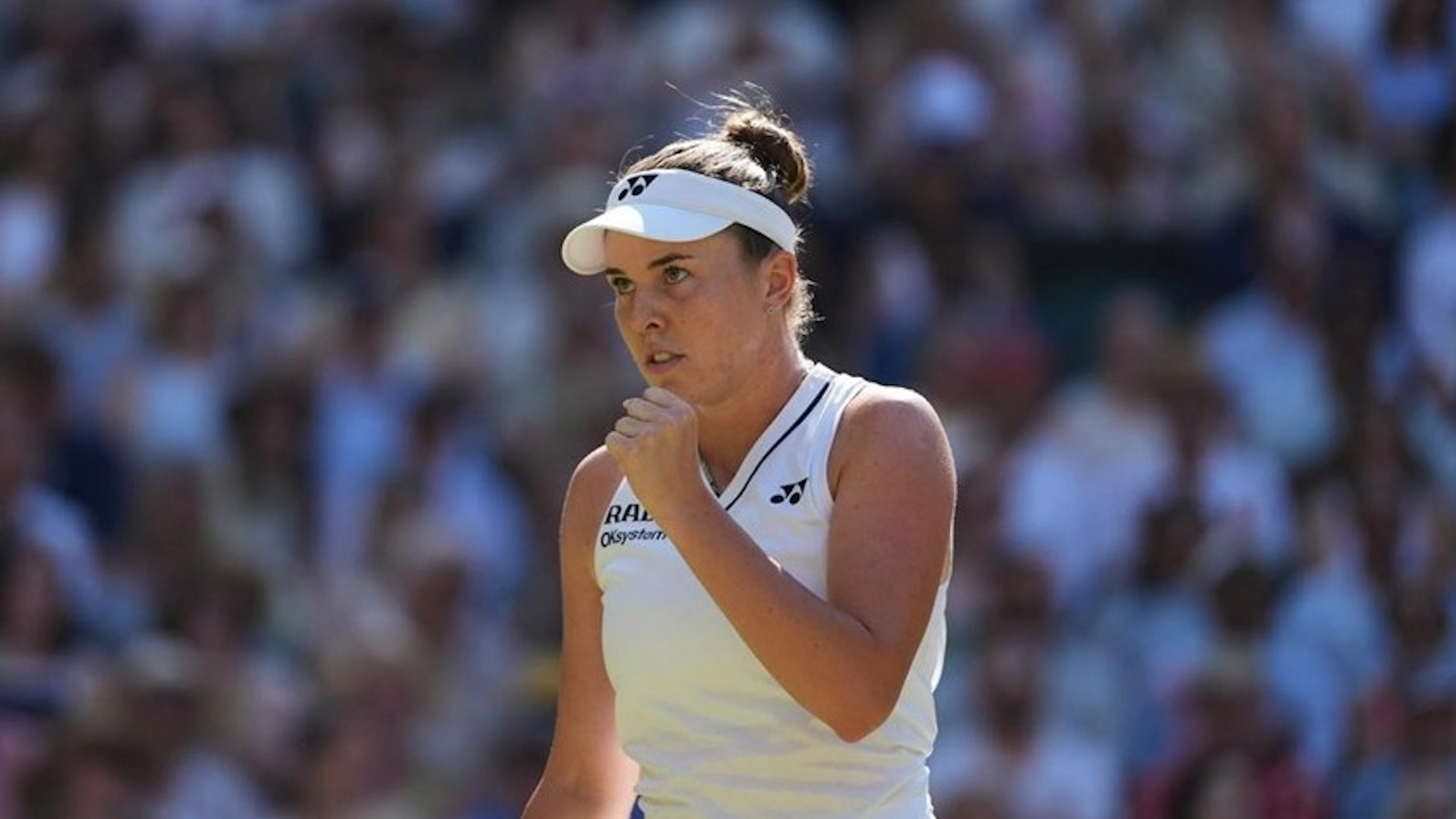 Linda Noskova è la nuova regina di Wimbledon