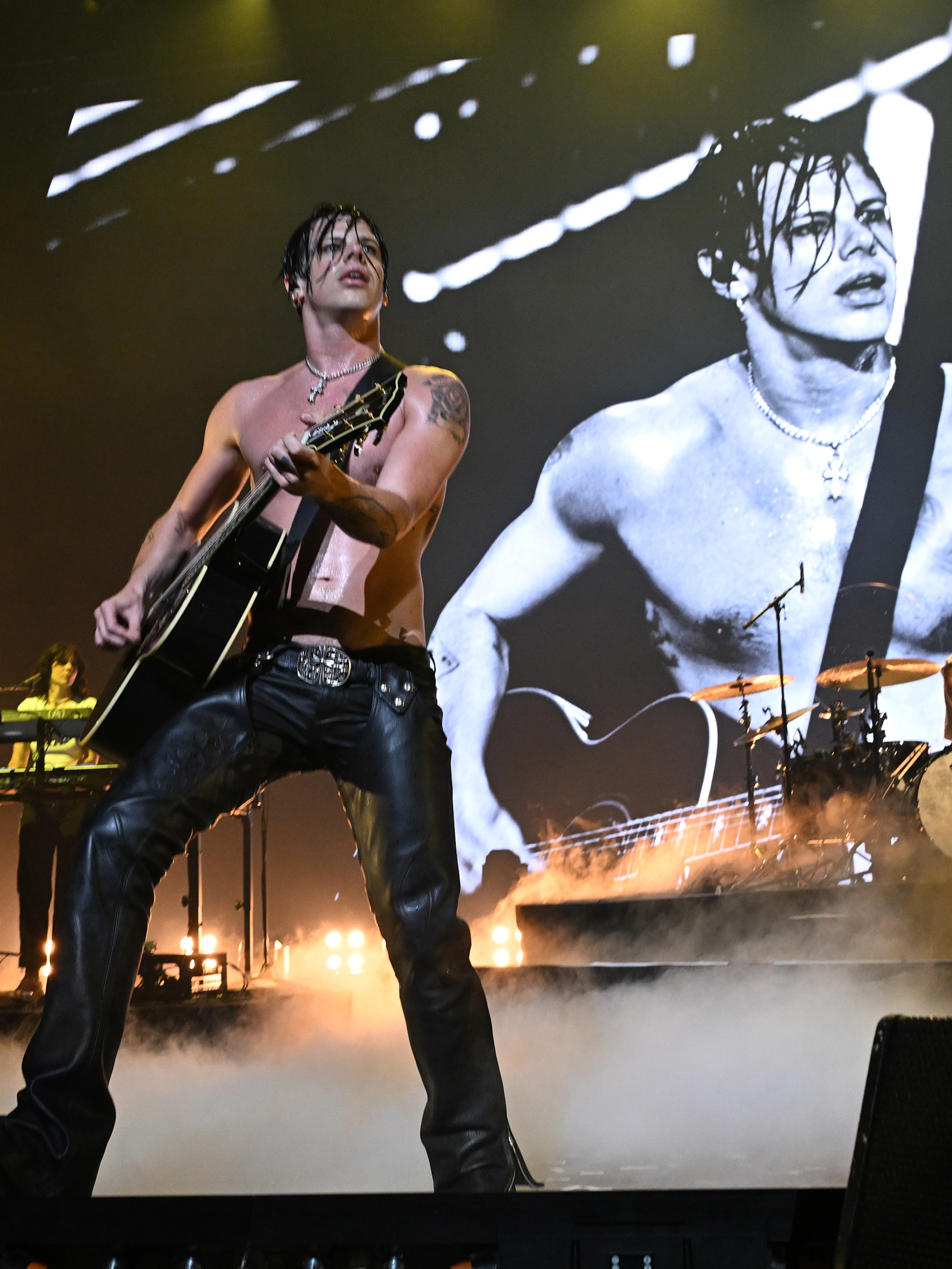 «Sto lavorando su me stesso»: Yungblud si ferma