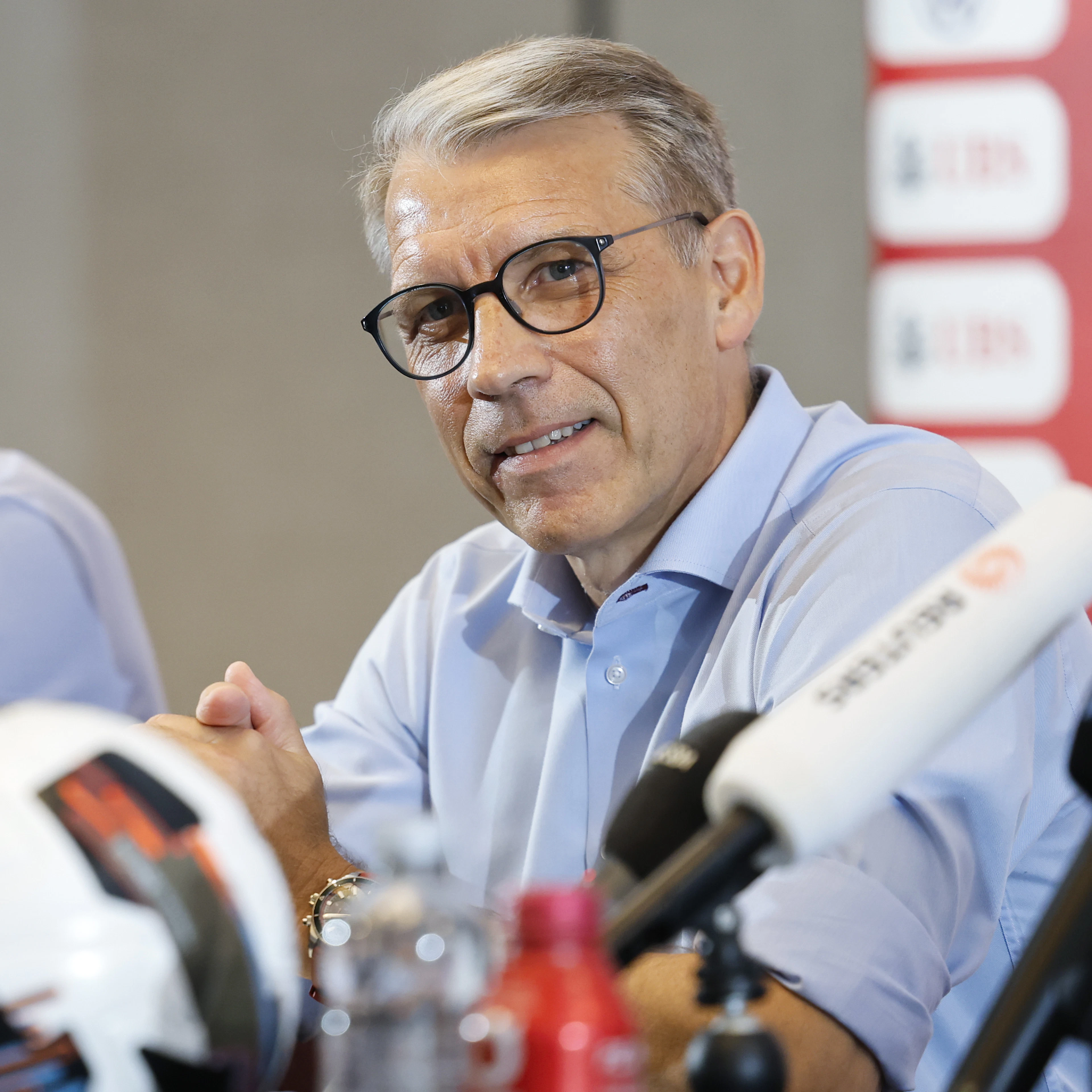 Peter Knäbel retient le positif