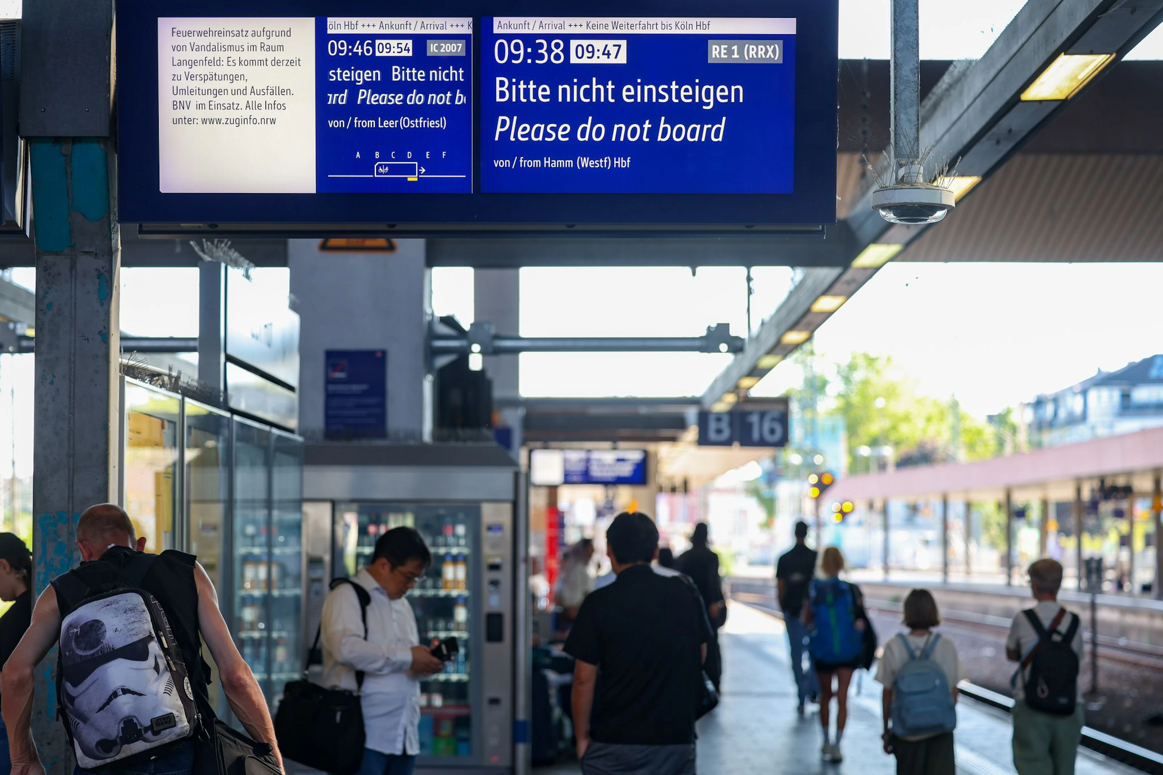 Die Bahnstrecke Düsseldorf – Köln ist eine zentrale Verbindung in NRW.