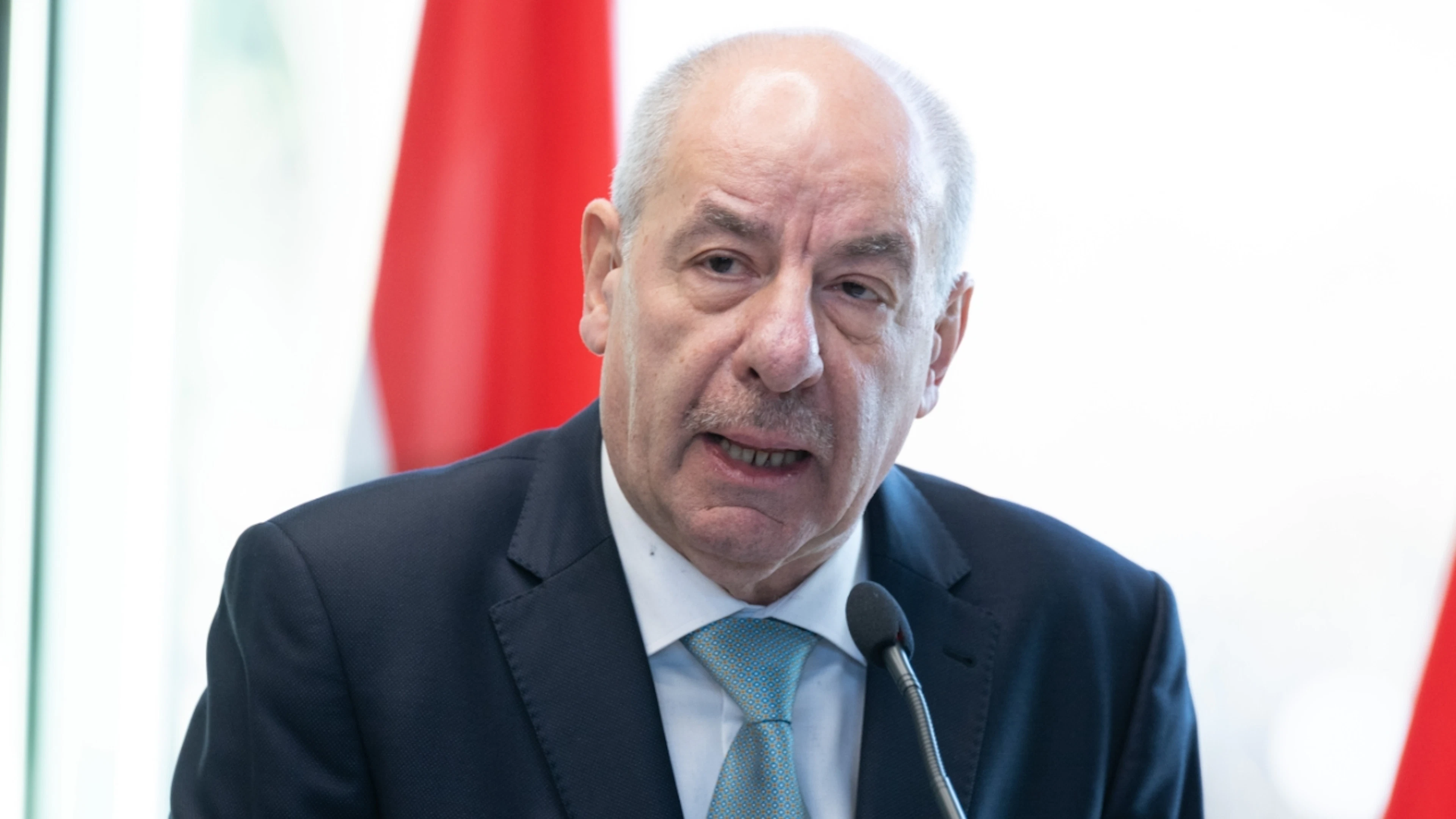 L'Ungheria approva l'emendamento costituzionale che destituisce Sulyok