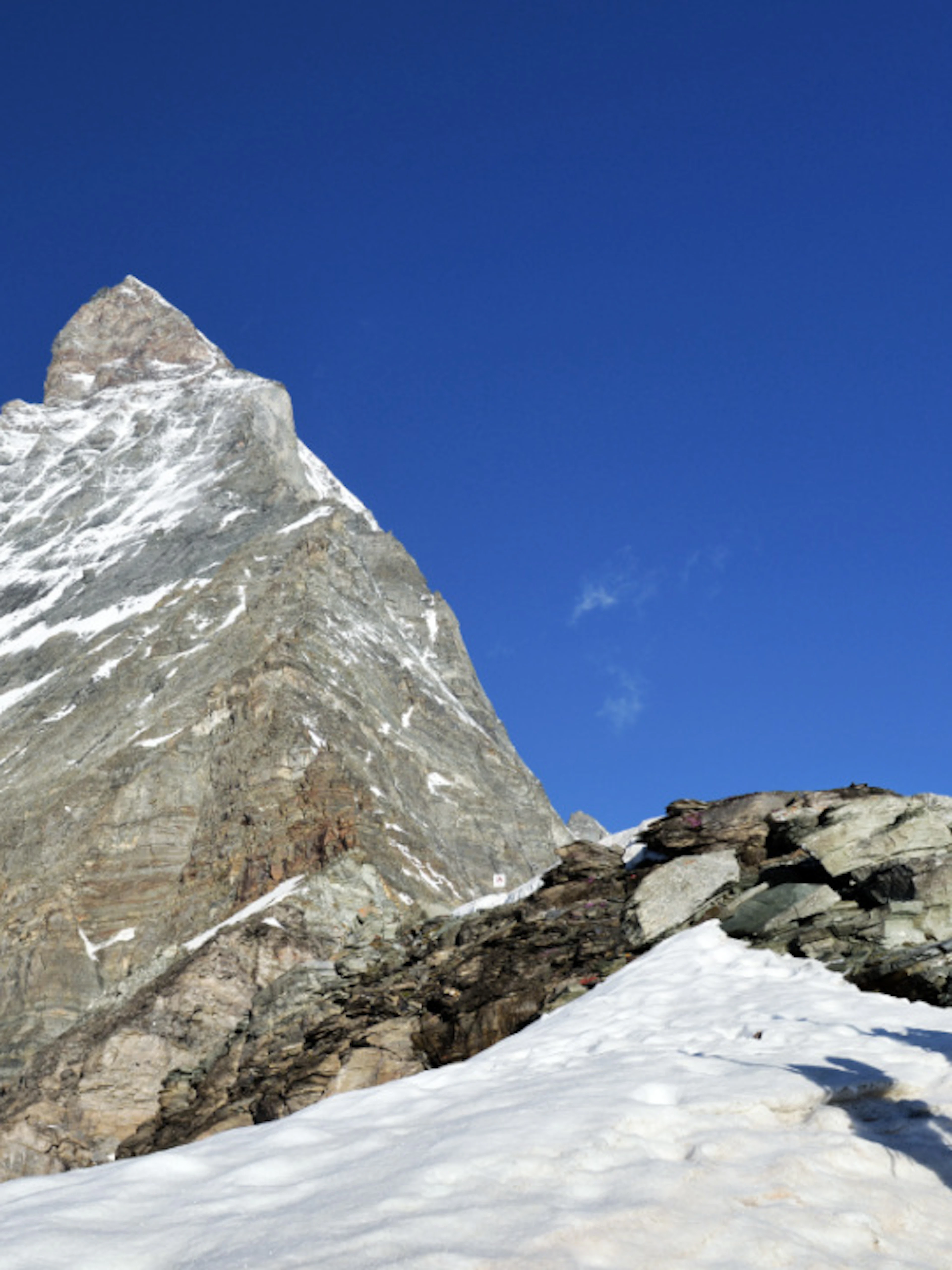 Un altro dramma in montagna: due alpinisti perdono la vita sul Cervino