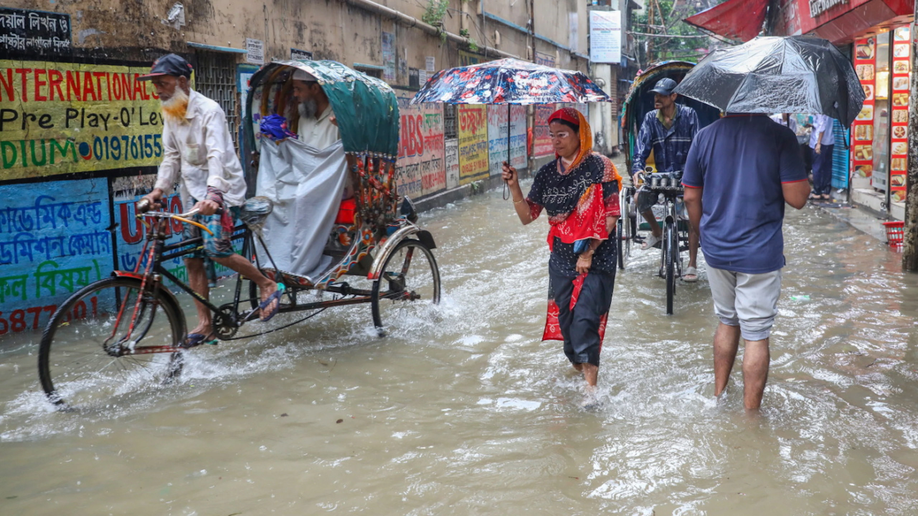 Oltre 50 morti per inondazioni e frane dovute a forti piogge in Bangladesh