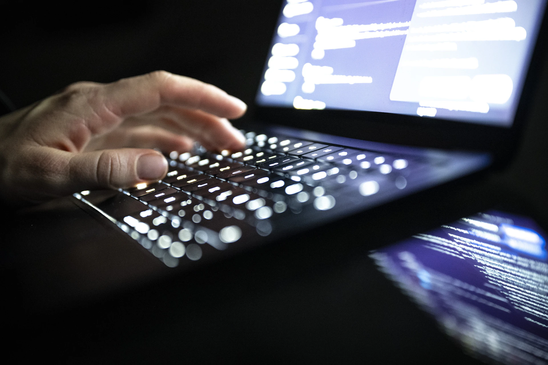 L'Europa intende proteggersi da potenziali attacchi hacker.
